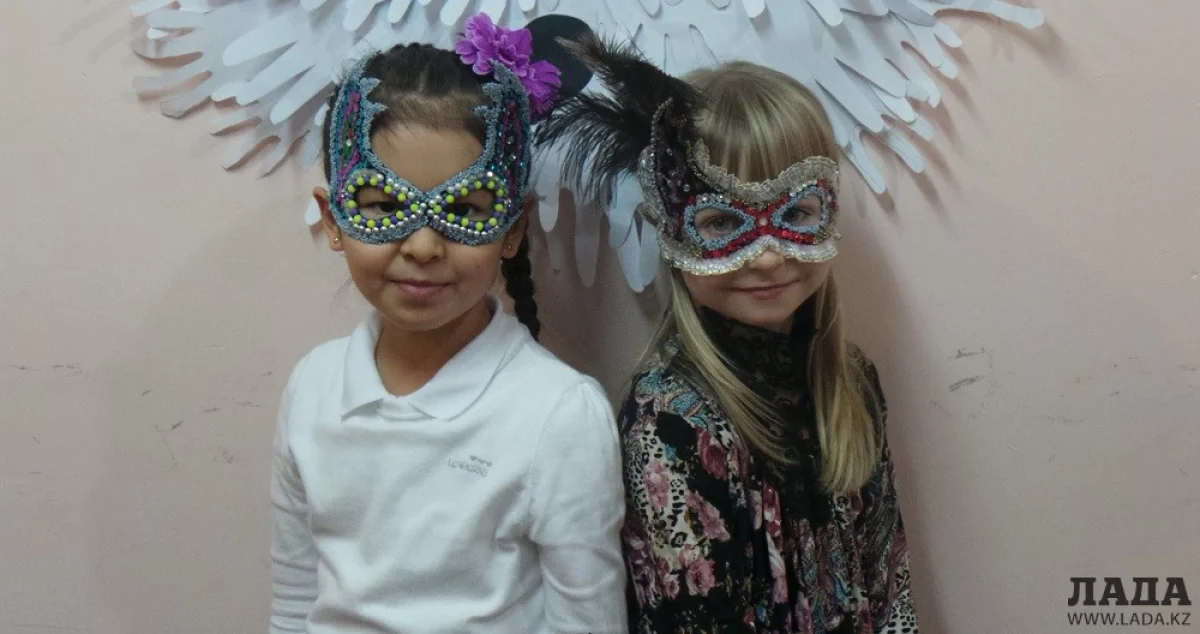 Аяулым Сайын и Марина Мельник||news_pic_more|<!--TBegin--><a href="https://img.lada.kz/2015-12/1451386145_20151226_221735.jpg" onclick="return hs.expand(this)" ><img align="left" src="https://img.lada.kz/2015-12/thumbs/1451386145_20151226_221735.jpg" alt='Воспитанницы дворового клуба «Мирас» в Актау заняли призовые места на республиканском конкурсе рукоделия' title='Воспитанницы дворового клуба «Мирас» в Актау заняли призовые места на республиканском конкурсе рукоделия'  /></a><!--TEnd--><br /><!--TBegin--><a href="https://img.lada.kz/2015-12/1451386150_20151226_221940.jpg" onclick="return hs.expand(this)" ><img align="left" src="https://img.lada.kz/2015-12/thumbs/1451386150_20151226_221940.jpg" alt='Воспитанницы дворового клуба «Мирас» в Актау заняли призовые места на республиканском конкурсе рукоделия' title='Воспитанницы дворового клуба «Мирас» в Актау заняли призовые места на республиканском конкурсе рукоделия'  /></a><!--TEnd--><br /><!--TBegin--><a href="https://img.lada.kz/2015-12/1451386223_20151226_222146.jpg" onclick="return hs.expand(this)" ><img align="left" src="https://img.lada.kz/2015-12/thumbs/1451386223_20151226_222146.jpg" alt='Воспитанницы дворового клуба «Мирас» в Актау заняли призовые места на республиканском конкурсе рукоделия' title='Воспитанницы дворового клуба «Мирас» в Актау заняли призовые места на республиканском конкурсе рукоделия'  /></a><!--TEnd--><br /><!--TBegin--><a href="https://img.lada.kz/2015-12/1451386212_20151226_222245.jpg" onclick="return hs.expand(this)" ><img align="left" src="https://img.lada.kz/2015-12/thumbs/1451386212_20151226_222245.jpg" alt='Воспитанницы дворового клуба «Мирас» в Актау заняли призовые места на республиканском конкурсе рукоделия' title='Воспитанницы дворового клуба «Мирас» в Актау заняли призовые места на республиканском конкурсе рукоделия'  /></a><!--TEnd--><br /><!--TBegin--><a href="https://img.lada.kz/2015-12/1451386140_20151226_222306.jpg" onclick="return hs.expand(this)" ><img align="left" src="https://img.lada.kz/2015-12/thumbs/1451386140_20151226_222306.jpg" alt='Воспитанницы дворового клуба «Мирас» в Актау заняли призовые места на республиканском конкурсе рукоделия' title='Воспитанницы дворового клуба «Мирас» в Актау заняли призовые места на республиканском конкурсе рукоделия'  /></a><!--TEnd--><br /><!--TBegin--><a href="https://img.lada.kz/2015-12/1451386152_20151226_222409.jpg" onclick="return hs.expand(this)" ><img align="left" src="https://img.lada.kz/2015-12/thumbs/1451386152_20151226_222409.jpg" alt='Воспитанницы дворового клуба «Мирас» в Актау заняли призовые места на республиканском конкурсе рукоделия' title='Воспитанницы дворового клуба «Мирас» в Актау заняли призовые места на республиканском конкурсе рукоделия'  /></a><!--TEnd--><br /><!--TBegin--><a href="https://img.lada.kz/2015-12/1451386179_20151226_222432.jpg" onclick="return hs.expand(this)" ><img align="left" src="https://img.lada.kz/2015-12/thumbs/1451386179_20151226_222432.jpg" alt='Воспитанницы дворового клуба «Мирас» в Актау заняли призовые места на республиканском конкурсе рукоделия' title='Воспитанницы дворового клуба «Мирас» в Актау заняли призовые места на республиканском конкурсе рукоделия'  /></a><!--TEnd--><br /><!--TBegin--><a href="https://img.lada.kz/2015-12/1451386169_20151226_222915.jpg" onclick="return hs.expand(this)" ><img align="left" src="https://img.lada.kz/2015-12/thumbs/1451386169_20151226_222915.jpg" alt='Воспитанницы дворового клуба «Мирас» в Актау заняли призовые места на республиканском конкурсе рукоделия' title='Воспитанницы дворового клуба «Мирас» в Актау заняли призовые места на республиканском конкурсе рукоделия'  /></a><!--TEnd-->