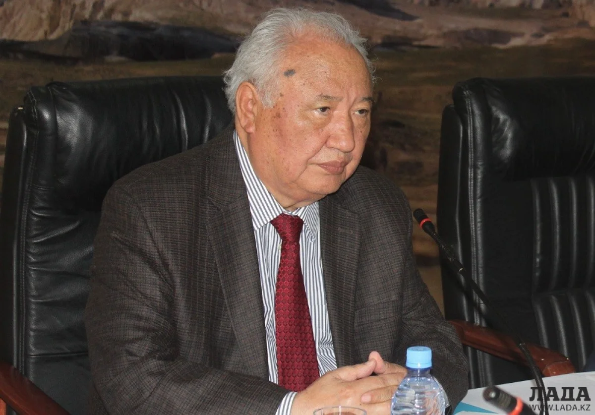 Абиш Кекильбаев||news_pic_more|<!--TBegin--><a href="https://img.lada.kz/2016-01/1452761075_1443357504.jpg" onclick="return hs.expand(this)" ><img align="left" src="https://img.lada.kz/2016-01/thumbs/1452761075_1443357504.jpg" alt='В память об Абише Кекильбаеве в драматическом театре Актау покажут спектакль «Абылайхан»' title='В память об Абише Кекильбаеве в драматическом театре Актау покажут спектакль «Абылайхан»'  /></a><!--TEnd-->