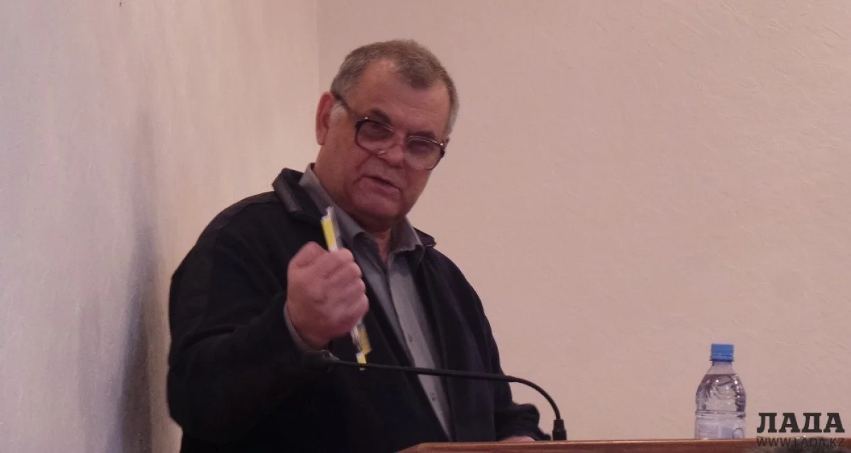 Николай Литвиненко||news_pic_more|<!--TBegin--><a href="https://img.lada.kz/2016-01/1452852031_20160114_173138.jpg" onclick="return hs.expand(this)" ><img align="left" src="https://img.lada.kz/2016-01/thumbs/1452852031_20160114_173138.jpg" alt='Прокурор Актау поручил участковым инспекторам взять на контроль арендное жилье' title='Прокурор Актау поручил участковым инспекторам взять на контроль арендное жилье'  /></a><!--TEnd--><br /><!--TBegin--><a href="https://img.lada.kz/2016-01/1452851952_20160114_173647.jpg" onclick="return hs.expand(this)" ><img align="left" src="https://img.lada.kz/2016-01/thumbs/1452851952_20160114_173647.jpg" alt='Прокурор Актау поручил участковым инспекторам взять на контроль арендное жилье' title='Прокурор Актау поручил участковым инспекторам взять на контроль арендное жилье'  /></a><!--TEnd-->