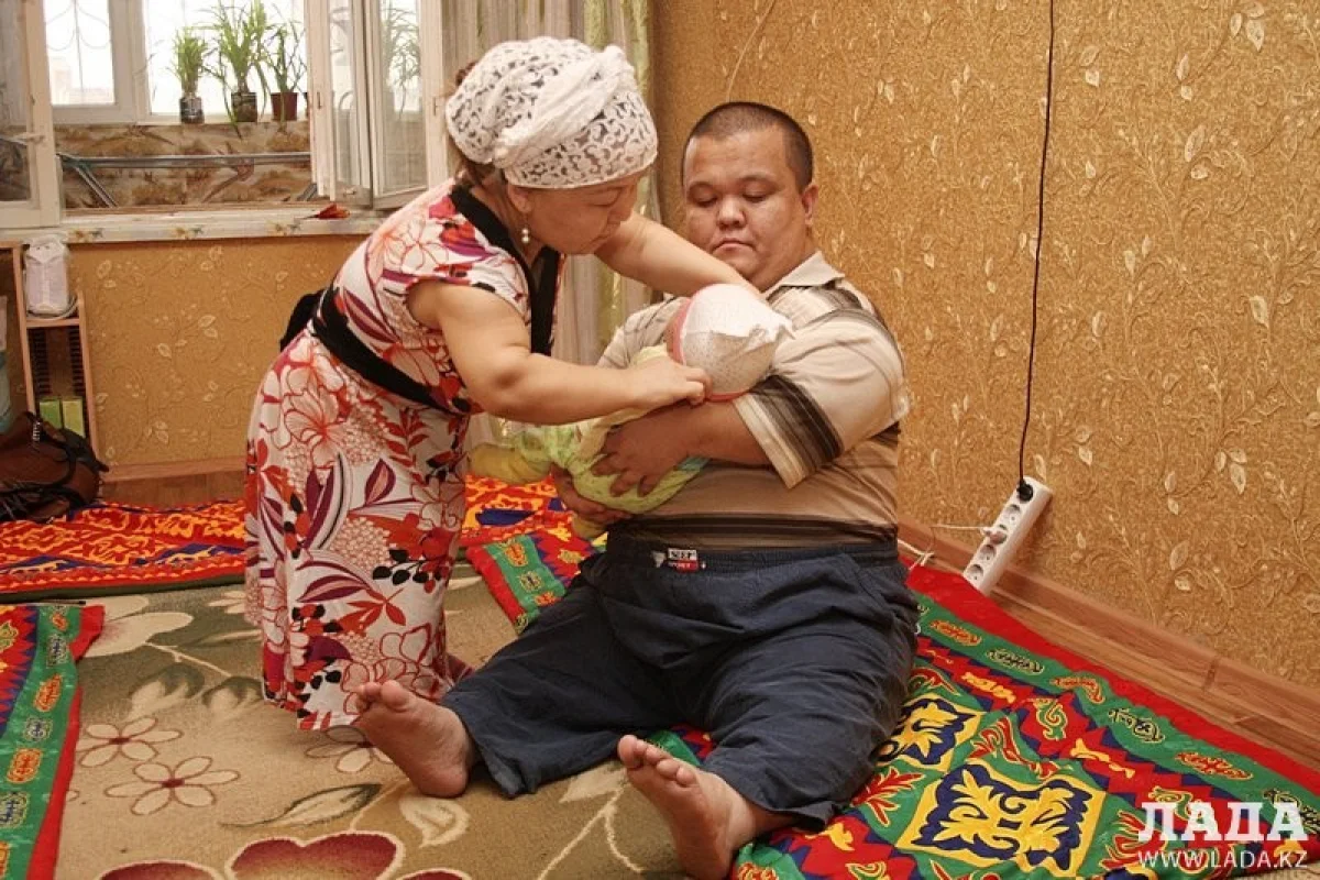 Семья Жениса