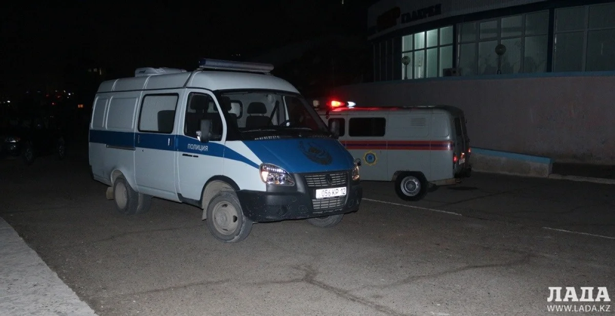 На месте происшествия||news_pic_more|<!--TBegin--><a href="https://img.lada.kz/2016-01/1453215831_img_9943.jpg" onclick="return hs.expand(this)" ><img align="left" src="https://img.lada.kz/2016-01/thumbs/1453215831_img_9943.jpg" alt='В прибрежной зоне 4 микрорайона Актау спасатели ищут молодого мужчину' title='В прибрежной зоне 4 микрорайона Актау спасатели ищут молодого мужчину'  /></a><!--TEnd--><br /><!--TBegin--><a href="https://img.lada.kz/2016-01/1453215841_img_9945.jpg" onclick="return hs.expand(this)" ><img align="left" src="https://img.lada.kz/2016-01/thumbs/1453215841_img_9945.jpg" alt='В прибрежной зоне 4 микрорайона Актау спасатели ищут молодого мужчину' title='В прибрежной зоне 4 микрорайона Актау спасатели ищут молодого мужчину'  /></a><!--TEnd--><br /><!--TBegin--><a href="https://img.lada.kz/2016-01/1453215788_img_9951.jpg" onclick="return hs.expand(this)" ><img align="left" src="https://img.lada.kz/2016-01/thumbs/1453215788_img_9951.jpg" alt='В прибрежной зоне 4 микрорайона Актау спасатели ищут молодого мужчину' title='В прибрежной зоне 4 микрорайона Актау спасатели ищут молодого мужчину'  /></a><!--TEnd-->