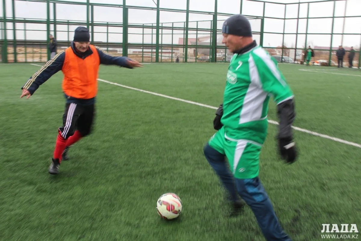 Ветеранская лига, 24 января||news_pic_more|<!--TBegin--><a href="https://img.lada.kz/2016-01/1453645524_img_0244.jpg" onclick="return hs.expand(this)" ><img src="https://img.lada.kz/2016-01/thumbs/1453645524_img_0244.jpg" alt='«Каспий» опережает соперников в играх среди команд Ветеранской лиги по футболу' title='«Каспий» опережает соперников в играх среди команд Ветеранской лиги по футболу'  /></a><!--TEnd--><br /><!--TBegin--><a href="https://img.lada.kz/2016-01/1453645567_img_0245.jpg" onclick="return hs.expand(this)" ><img src="https://img.lada.kz/2016-01/thumbs/1453645567_img_0245.jpg" alt='«Каспий» опережает соперников в играх среди команд Ветеранской лиги по футболу' title='«Каспий» опережает соперников в играх среди команд Ветеранской лиги по футболу'  /></a><!--TEnd--><br /><!--TBegin--><a href="https://img.lada.kz/2016-01/1453645512_img_0247.jpg" onclick="return hs.expand(this)" ><img src="https://img.lada.kz/2016-01/thumbs/1453645512_img_0247.jpg" alt='«Каспий» опережает соперников в играх среди команд Ветеранской лиги по футболу' title='«Каспий» опережает соперников в играх среди команд Ветеранской лиги по футболу'  /></a><!--TEnd--><br /><!--TBegin--><a href="https://img.lada.kz/2016-01/1453645598_img_0248.jpg" onclick="return hs.expand(this)" ><img src="https://img.lada.kz/2016-01/thumbs/1453645598_img_0248.jpg" alt='«Каспий» опережает соперников в играх среди команд Ветеранской лиги по футболу' title='«Каспий» опережает соперников в играх среди команд Ветеранской лиги по футболу'  /></a><!--TEnd--><br /><!--TBegin--><a href="https://img.lada.kz/2016-01/1453645524_img_0269.jpg" onclick="return hs.expand(this)" ><img src="https://img.lada.kz/2016-01/thumbs/1453645524_img_0269.jpg" alt='«Каспий» опережает соперников в играх среди команд Ветеранской лиги по футболу' title='«Каспий» опережает соперников в играх среди команд Ветеранской лиги по футболу'  /></a><!--TEnd--><br /><!--TBegin--><a href="https://img.lada.kz/2016-01/1453645598_img_0288.jpg" onclick="return hs.expand(this)" ><img src="https://img.lada.kz/2016-01/thumbs/1453645598_img_0288.jpg" alt='«Каспий» опережает соперников в играх среди команд Ветеранской лиги по футболу' title='«Каспий» опережает соперников в играх среди команд Ветеранской лиги по футболу'  /></a><!--TEnd--><br /><!--TBegin--><a href="https://img.lada.kz/2016-01/1453645569_img_0294.jpg" onclick="return hs.expand(this)" ><img src="https://img.lada.kz/2016-01/thumbs/1453645569_img_0294.jpg" alt='«Каспий» опережает соперников в играх среди команд Ветеранской лиги по футболу' title='«Каспий» опережает соперников в играх среди команд Ветеранской лиги по футболу'  /></a><!--TEnd--><br /><!--TBegin--><a href="https://img.lada.kz/2016-01/1453645599_img_0295.jpg" onclick="return hs.expand(this)" ><img src="https://img.lada.kz/2016-01/thumbs/1453645599_img_0295.jpg" alt='«Каспий» опережает соперников в играх среди команд Ветеранской лиги по футболу' title='«Каспий» опережает соперников в играх среди команд Ветеранской лиги по футболу'  /></a><!--TEnd--><br /><!--TBegin--><a href="https://img.lada.kz/2016-01/1453645594_img_0303.jpg" onclick="return hs.expand(this)" ><img src="https://img.lada.kz/2016-01/thumbs/1453645594_img_0303.jpg" alt='«Каспий» опережает соперников в играх среди команд Ветеранской лиги по футболу' title='«Каспий» опережает соперников в играх среди команд Ветеранской лиги по футболу'  /></a><!--TEnd--><br /><!--TBegin--><a href="https://img.lada.kz/2016-01/1453645590_img_0306.jpg" onclick="return hs.expand(this)" ><img src="https://img.lada.kz/2016-01/thumbs/1453645590_img_0306.jpg" alt='«Каспий» опережает соперников в играх среди команд Ветеранской лиги по футболу' title='«Каспий» опережает соперников в играх среди команд Ветеранской лиги по футболу'  /></a><!--TEnd--><br /><!--TBegin--><a href="https://img.lada.kz/2016-01/1453645552_img_0311.jpg" onclick="return hs.expand(this)" ><img src="https://img.lada.kz/2016-01/thumbs/1453645552_img_0311.jpg" alt='«Каспий» опережает соперников в играх среди команд Ветеранской лиги по футболу' title='«Каспий» опережает соперников в играх среди команд Ветеранской лиги по футболу'  /></a><!--TEnd--><br /><!--TBegin--><a href="https://img.lada.kz/2016-01/1453645587_img_0312.jpg" onclick="return hs.expand(this)" ><img src="https://img.lada.kz/2016-01/thumbs/1453645587_img_0312.jpg" alt='«Каспий» опережает соперников в играх среди команд Ветеранской лиги по футболу' title='«Каспий» опережает соперников в играх среди команд Ветеранской лиги по футболу'  /></a><!--TEnd-->