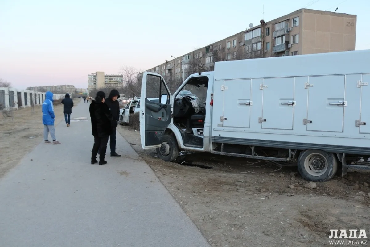 Авария возле драматического театра||news_pic_more|<!--TBegin--><a href="https://img.lada.kz/2016-01/1453905260_img_0174.jpg" onclick="return hs.expand(this)" ><img align="left" src="https://img.lada.kz/2016-01/thumbs/1453905260_img_0174.jpg" alt='Грузовик с мороженым и легковой автомобиль столкнулись в Актау' title='Грузовик с мороженым и легковой автомобиль столкнулись в Актау'  /></a><!--TEnd--><br /><!--TBegin--><a href="https://img.lada.kz/2016-01/1453905256_img_0175.jpg" onclick="return hs.expand(this)" ><img align="left" src="https://img.lada.kz/2016-01/thumbs/1453905256_img_0175.jpg" alt='Грузовик с мороженым и легковой автомобиль столкнулись в Актау' title='Грузовик с мороженым и легковой автомобиль столкнулись в Актау'  /></a><!--TEnd--><br /><!--TBegin--><a href="https://img.lada.kz/2016-01/1453905292_img_0176.jpg" onclick="return hs.expand(this)" ><img align="left" src="https://img.lada.kz/2016-01/thumbs/1453905292_img_0176.jpg" alt='Грузовик с мороженым и легковой автомобиль столкнулись в Актау' title='Грузовик с мороженым и легковой автомобиль столкнулись в Актау'  /></a><!--TEnd--><br /><!--TBegin--><a href="https://img.lada.kz/2016-01/1453905243_img_0177.jpg" onclick="return hs.expand(this)" ><img align="left" src="https://img.lada.kz/2016-01/thumbs/1453905243_img_0177.jpg" alt='Грузовик с мороженым и легковой автомобиль столкнулись в Актау' title='Грузовик с мороженым и легковой автомобиль столкнулись в Актау'  /></a><!--TEnd--><br /><!--TBegin--><a href="https://img.lada.kz/2016-01/1453905252_img_0178.jpg" onclick="return hs.expand(this)" ><img align="left" src="https://img.lada.kz/2016-01/thumbs/1453905252_img_0178.jpg" alt='Грузовик с мороженым и легковой автомобиль столкнулись в Актау' title='Грузовик с мороженым и легковой автомобиль столкнулись в Актау'  /></a><!--TEnd--><br /><!--TBegin--><a href="https://img.lada.kz/2016-01/1453905294_img_0179.jpg" onclick="return hs.expand(this)" ><img align="left" src="https://img.lada.kz/2016-01/thumbs/1453905294_img_0179.jpg" alt='Грузовик с мороженым и легковой автомобиль столкнулись в Актау' title='Грузовик с мороженым и легковой автомобиль столкнулись в Актау'  /></a><!--TEnd--><br /><!--TBegin--><a href="https://img.lada.kz/2016-01/1453905221_img_0180.jpg" onclick="return hs.expand(this)" ><img align="left" src="https://img.lada.kz/2016-01/thumbs/1453905221_img_0180.jpg" alt='Грузовик с мороженым и легковой автомобиль столкнулись в Актау' title='Грузовик с мороженым и легковой автомобиль столкнулись в Актау'  /></a><!--TEnd--><br /><!--TBegin--><a href="https://img.lada.kz/2016-01/1453905272_img_0181.jpg" onclick="return hs.expand(this)" ><img align="left" src="https://img.lada.kz/2016-01/thumbs/1453905272_img_0181.jpg" alt='Грузовик с мороженым и легковой автомобиль столкнулись в Актау' title='Грузовик с мороженым и легковой автомобиль столкнулись в Актау'  /></a><!--TEnd--><br /><!--TBegin--><a href="https://img.lada.kz/2016-01/1453905230_img_0182.jpg" onclick="return hs.expand(this)" ><img align="left" src="https://img.lada.kz/2016-01/thumbs/1453905230_img_0182.jpg" alt='Грузовик с мороженым и легковой автомобиль столкнулись в Актау' title='Грузовик с мороженым и легковой автомобиль столкнулись в Актау'  /></a><!--TEnd--><br /><!--TBegin--><a href="https://img.lada.kz/2016-01/1453905288_img_0183.jpg" onclick="return hs.expand(this)" ><img align="left" src="https://img.lada.kz/2016-01/thumbs/1453905288_img_0183.jpg" alt='Грузовик с мороженым и легковой автомобиль столкнулись в Актау' title='Грузовик с мороженым и легковой автомобиль столкнулись в Актау'  /></a><!--TEnd--><br /><!--TBegin--><a href="https://img.lada.kz/2016-01/1453905299_img_0184.jpg" onclick="return hs.expand(this)" ><img align="left" src="https://img.lada.kz/2016-01/thumbs/1453905299_img_0184.jpg" alt='Грузовик с мороженым и легковой автомобиль столкнулись в Актау' title='Грузовик с мороженым и легковой автомобиль столкнулись в Актау'  /></a><!--TEnd--><br /><!--TBegin--><a href="https://img.lada.kz/2016-01/1453905241_img_0185.jpg" onclick="return hs.expand(this)" ><img align="left" src="https://img.lada.kz/2016-01/thumbs/1453905241_img_0185.jpg" alt='Грузовик с мороженым и легковой автомобиль столкнулись в Актау' title='Грузовик с мороженым и легковой автомобиль столкнулись в Актау'  /></a><!--TEnd--><br /><!--TBegin--><a href="https://img.lada.kz/2016-01/1453905242_img_0186.jpg" onclick="return hs.expand(this)" ><img align="left" src="https://img.lada.kz/2016-01/thumbs/1453905242_img_0186.jpg" alt='Грузовик с мороженым и легковой автомобиль столкнулись в Актау' title='Грузовик с мороженым и легковой автомобиль столкнулись в Актау'  /></a><!--TEnd--><br /><!--TBegin--><a href="https://img.lada.kz/2016-01/1453905277_img_0187.jpg" onclick="return hs.expand(this)" ><img align="left" src="https://img.lada.kz/2016-01/thumbs/1453905277_img_0187.jpg" alt='Грузовик с мороженым и легковой автомобиль столкнулись в Актау' title='Грузовик с мороженым и легковой автомобиль столкнулись в Актау'  /></a><!--TEnd--><br /><!--TBegin--><a href="https://img.lada.kz/2016-01/1453905272_img_0189.jpg" onclick="return hs.expand(this)" ><img align="left" src="https://img.lada.kz/2016-01/thumbs/1453905272_img_0189.jpg" alt='Грузовик с мороженым и легковой автомобиль столкнулись в Актау' title='Грузовик с мороженым и легковой автомобиль столкнулись в Актау'  /></a><!--TEnd--><br /><!--TBegin--><a href="https://img.lada.kz/2016-01/1453905221_img_0190.jpg" onclick="return hs.expand(this)" ><img align="left" src="https://img.lada.kz/2016-01/thumbs/1453905221_img_0190.jpg" alt='Грузовик с мороженым и легковой автомобиль столкнулись в Актау' title='Грузовик с мороженым и легковой автомобиль столкнулись в Актау'  /></a><!--TEnd--><br /><!--TBegin--><a href="https://img.lada.kz/2016-01/1453905256_img_0191.jpg" onclick="return hs.expand(this)" ><img align="left" src="https://img.lada.kz/2016-01/thumbs/1453905256_img_0191.jpg" alt='Грузовик с мороженым и легковой автомобиль столкнулись в Актау' title='Грузовик с мороженым и легковой автомобиль столкнулись в Актау'  /></a><!--TEnd--><br /><!--TBegin--><a href="https://img.lada.kz/2016-01/1453905298_img_0192.jpg" onclick="return hs.expand(this)" ><img align="left" src="https://img.lada.kz/2016-01/thumbs/1453905298_img_0192.jpg" alt='Грузовик с мороженым и легковой автомобиль столкнулись в Актау' title='Грузовик с мороженым и легковой автомобиль столкнулись в Актау'  /></a><!--TEnd--><br /><!--TBegin--><a href="https://img.lada.kz/2016-01/1453905265_img_0193.jpg" onclick="return hs.expand(this)" ><img align="left" src="https://img.lada.kz/2016-01/thumbs/1453905265_img_0193.jpg" alt='Грузовик с мороженым и легковой автомобиль столкнулись в Актау' title='Грузовик с мороженым и легковой автомобиль столкнулись в Актау'  /></a><!--TEnd--><br /><!--TBegin--><a href="https://img.lada.kz/2016-01/1453905276_img_0194.jpg" onclick="return hs.expand(this)" ><img align="left" src="https://img.lada.kz/2016-01/thumbs/1453905276_img_0194.jpg" alt='Грузовик с мороженым и легковой автомобиль столкнулись в Актау' title='Грузовик с мороженым и легковой автомобиль столкнулись в Актау'  /></a><!--TEnd--><br /><!--TBegin--><a href="https://img.lada.kz/2016-01/1453905285_img_0195.jpg" onclick="return hs.expand(this)" ><img align="left" src="https://img.lada.kz/2016-01/thumbs/1453905285_img_0195.jpg" alt='Грузовик с мороженым и легковой автомобиль столкнулись в Актау' title='Грузовик с мороженым и легковой автомобиль столкнулись в Актау'  /></a><!--TEnd-->