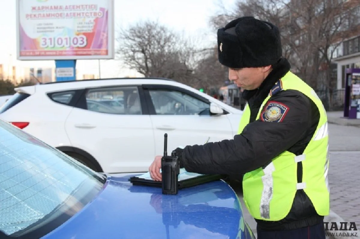 Составление очередного протокола. Фото Ольги Ярославской