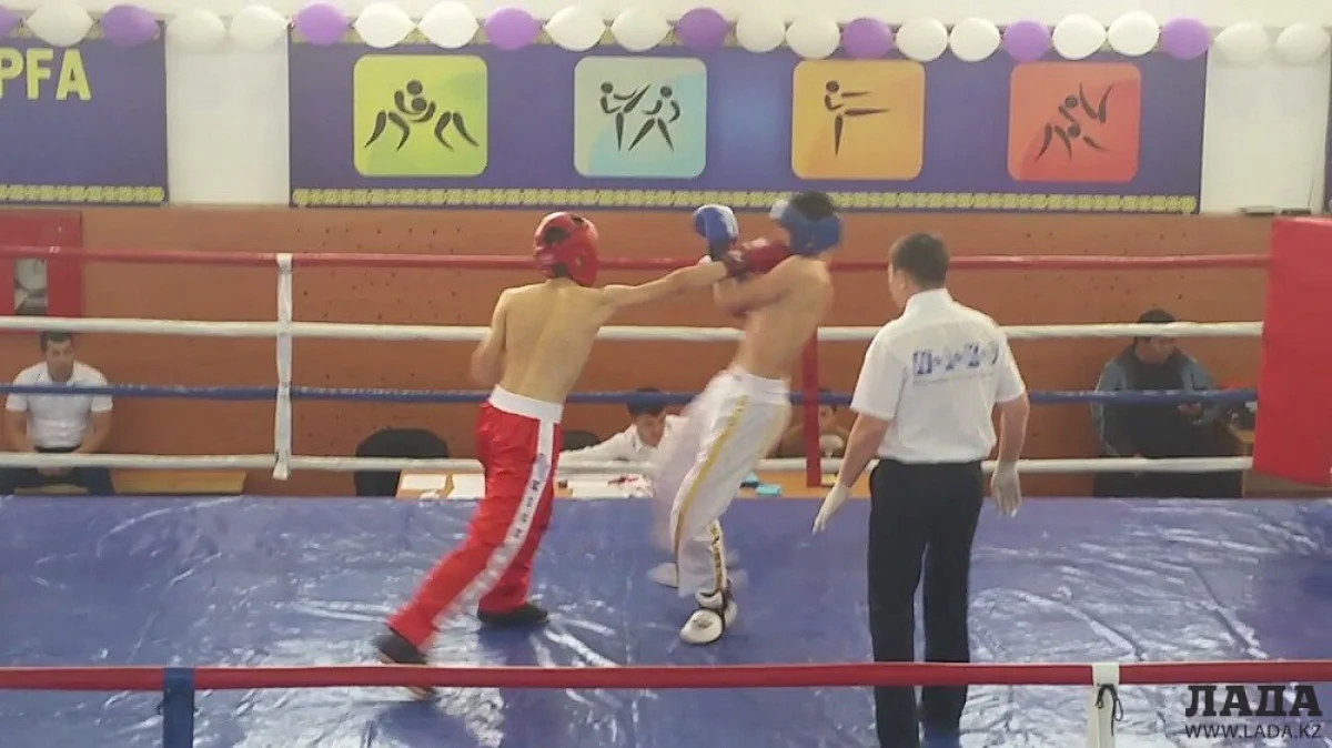Поединки в Шымкенте. Фото Есенмурата Селикова
