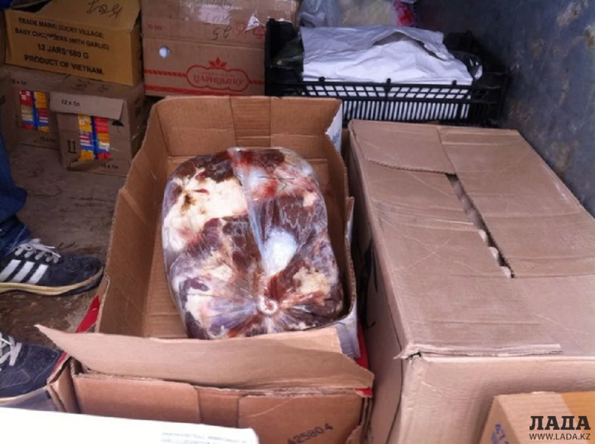 Проверка мест скупки мясной продукции. Фото Шолпан Юлдашевой