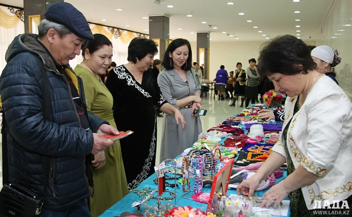 Ярмарка рукоделия||news_pic_more|<!--TBegin--><a href="https://img.lada.kz/2016-03/1457083938_4x4x0002.jpg" onclick="return hs.expand(this)" ><img align="left" src="https://img.lada.kz/2016-03/thumbs/1457083938_4x4x0002.jpg" alt='Ярмарка работ одиноких пенсионеров и детей с ограниченными возможностями прошла в Актау' title='Ярмарка работ одиноких пенсионеров и детей с ограниченными возможностями прошла в Актау'  /></a><!--TEnd--><br /><!--TBegin--><a href="https://img.lada.kz/2016-03/1457083940_4x4x0004.jpg" onclick="return hs.expand(this)" ><img align="left" src="https://img.lada.kz/2016-03/thumbs/1457083940_4x4x0004.jpg" alt='Ярмарка работ одиноких пенсионеров и детей с ограниченными возможностями прошла в Актау' title='Ярмарка работ одиноких пенсионеров и детей с ограниченными возможностями прошла в Актау'  /></a><!--TEnd--><br /><!--TBegin--><a href="https://img.lada.kz/2016-03/1457083970_4x4x0006.jpg" onclick="return hs.expand(this)" ><img align="left" src="https://img.lada.kz/2016-03/thumbs/1457083970_4x4x0006.jpg" alt='Ярмарка работ одиноких пенсионеров и детей с ограниченными возможностями прошла в Актау' title='Ярмарка работ одиноких пенсионеров и детей с ограниченными возможностями прошла в Актау'  /></a><!--TEnd--><br /><!--TBegin--><a href="https://img.lada.kz/2016-03/1457083906_4x4x0008.jpg" onclick="return hs.expand(this)" ><img align="left" src="https://img.lada.kz/2016-03/thumbs/1457083906_4x4x0008.jpg" alt='Ярмарка работ одиноких пенсионеров и детей с ограниченными возможностями прошла в Актау' title='Ярмарка работ одиноких пенсионеров и детей с ограниченными возможностями прошла в Актау'  /></a><!--TEnd--><br /><!--TBegin--><a href="https://img.lada.kz/2016-03/1457083976_4x4x0009.jpg" onclick="return hs.expand(this)" ><img align="left" src="https://img.lada.kz/2016-03/thumbs/1457083976_4x4x0009.jpg" alt='Ярмарка работ одиноких пенсионеров и детей с ограниченными возможностями прошла в Актау' title='Ярмарка работ одиноких пенсионеров и детей с ограниченными возможностями прошла в Актау'  /></a><!--TEnd--><br /><!--TBegin--><a href="https://img.lada.kz/2016-03/1457083972_4x4x0011.jpg" onclick="return hs.expand(this)" ><img align="left" src="https://img.lada.kz/2016-03/thumbs/1457083972_4x4x0011.jpg" alt='Ярмарка работ одиноких пенсионеров и детей с ограниченными возможностями прошла в Актау' title='Ярмарка работ одиноких пенсионеров и детей с ограниченными возможностями прошла в Актау'  /></a><!--TEnd--><br /><!--TBegin--><a href="https://img.lada.kz/2016-03/1457083948_4x4x0013.jpg" onclick="return hs.expand(this)" ><img align="left" src="https://img.lada.kz/2016-03/thumbs/1457083948_4x4x0013.jpg" alt='Ярмарка работ одиноких пенсионеров и детей с ограниченными возможностями прошла в Актау' title='Ярмарка работ одиноких пенсионеров и детей с ограниченными возможностями прошла в Актау'  /></a><!--TEnd--><br /><!--TBegin--><a href="https://img.lada.kz/2016-03/1457083971_4x4x0014.jpg" onclick="return hs.expand(this)" ><img align="left" src="https://img.lada.kz/2016-03/thumbs/1457083971_4x4x0014.jpg" alt='Ярмарка работ одиноких пенсионеров и детей с ограниченными возможностями прошла в Актау' title='Ярмарка работ одиноких пенсионеров и детей с ограниченными возможностями прошла в Актау'  /></a><!--TEnd--><br /><!--TBegin--><a href="https://img.lada.kz/2016-03/1457083937_4x4x0019.jpg" onclick="return hs.expand(this)" ><img align="left" src="https://img.lada.kz/2016-03/thumbs/1457083937_4x4x0019.jpg" alt='Ярмарка работ одиноких пенсионеров и детей с ограниченными возможностями прошла в Актау' title='Ярмарка работ одиноких пенсионеров и детей с ограниченными возможностями прошла в Актау'  /></a><!--TEnd--><br /><!--TBegin--><a href="https://img.lada.kz/2016-03/1457083969_4x4x0021.jpg" onclick="return hs.expand(this)" ><img align="left" src="https://img.lada.kz/2016-03/thumbs/1457083969_4x4x0021.jpg" alt='Ярмарка работ одиноких пенсионеров и детей с ограниченными возможностями прошла в Актау' title='Ярмарка работ одиноких пенсионеров и детей с ограниченными возможностями прошла в Актау'  /></a><!--TEnd--><br /><!--TBegin--><a href="https://img.lada.kz/2016-03/1457083967_4x4x9987.jpg" onclick="return hs.expand(this)" ><img align="left" src="https://img.lada.kz/2016-03/thumbs/1457083967_4x4x9987.jpg" alt='Ярмарка работ одиноких пенсионеров и детей с ограниченными возможностями прошла в Актау' title='Ярмарка работ одиноких пенсионеров и детей с ограниченными возможностями прошла в Актау'  /></a><!--TEnd--><br /><!--TBegin--><a href="https://img.lada.kz/2016-03/1457083994_4x4x9989.jpg" onclick="return hs.expand(this)" ><img align="left" src="https://img.lada.kz/2016-03/thumbs/1457083994_4x4x9989.jpg" alt='Ярмарка работ одиноких пенсионеров и детей с ограниченными возможностями прошла в Актау' title='Ярмарка работ одиноких пенсионеров и детей с ограниченными возможностями прошла в Актау'  /></a><!--TEnd--><br /><!--TBegin--><a href="https://img.lada.kz/2016-03/1457083957_4x4x9991.jpg" onclick="return hs.expand(this)" ><img align="left" src="https://img.lada.kz/2016-03/thumbs/1457083957_4x4x9991.jpg" alt='Ярмарка работ одиноких пенсионеров и детей с ограниченными возможностями прошла в Актау' title='Ярмарка работ одиноких пенсионеров и детей с ограниченными возможностями прошла в Актау'  /></a><!--TEnd--><br /><!--TBegin--><a href="https://img.lada.kz/2016-03/1457083994_4x4x9993.jpg" onclick="return hs.expand(this)" ><img align="left" src="https://img.lada.kz/2016-03/thumbs/1457083994_4x4x9993.jpg" alt='Ярмарка работ одиноких пенсионеров и детей с ограниченными возможностями прошла в Актау' title='Ярмарка работ одиноких пенсионеров и детей с ограниченными возможностями прошла в Актау'  /></a><!--TEnd--><br /><!--TBegin--><a href="https://img.lada.kz/2016-03/1457083939_4x4x9996.jpg" onclick="return hs.expand(this)" ><img align="left" src="https://img.lada.kz/2016-03/thumbs/1457083939_4x4x9996.jpg" alt='Ярмарка работ одиноких пенсионеров и детей с ограниченными возможностями прошла в Актау' title='Ярмарка работ одиноких пенсионеров и детей с ограниченными возможностями прошла в Актау'  /></a><!--TEnd--><br /><!--TBegin--><a href="https://img.lada.kz/2016-03/1457084026_4x4x9997.jpg" onclick="return hs.expand(this)" ><img align="left" src="https://img.lada.kz/2016-03/thumbs/1457084026_4x4x9997.jpg" alt='Ярмарка работ одиноких пенсионеров и детей с ограниченными возможностями прошла в Актау' title='Ярмарка работ одиноких пенсионеров и детей с ограниченными возможностями прошла в Актау'  /></a><!--TEnd-->