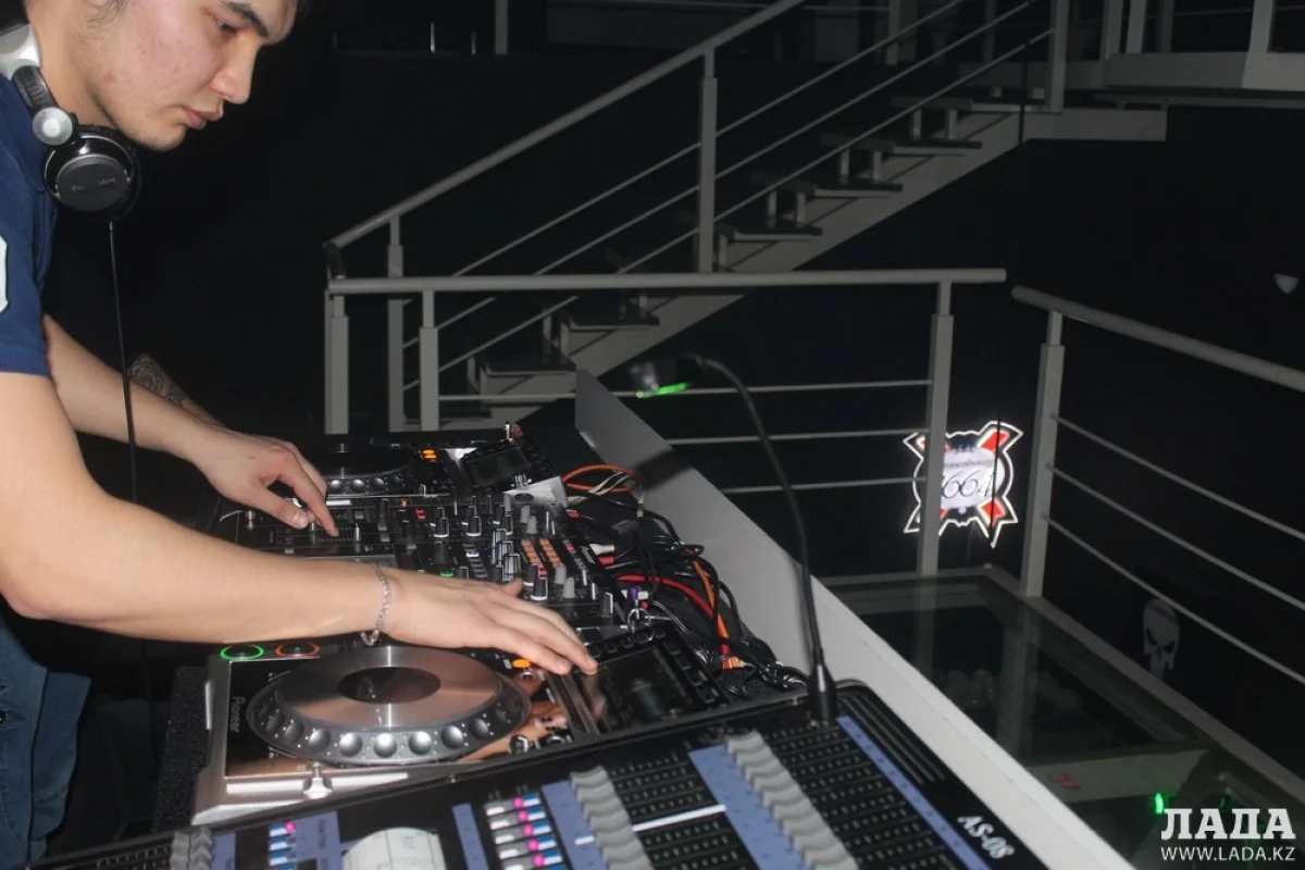 День диджея в Актау||news_pic_more|<!--TBegin--><a href="https://img.lada.kz/2016-03/1457622398_img_0001.jpg" onclick="return hs.expand(this)" ><img src="https://img.lada.kz/2016-03/thumbs/1457622398_img_0001.jpg" alt='Диджеи Актау в свой профессиональный праздник провели благотворительную вечеринку' title='Диджеи Актау в свой профессиональный праздник провели благотворительную вечеринку'  /></a><!--TEnd--><br /><!--TBegin--><a href="https://img.lada.kz/2016-03/1457622470_img_0008.jpg" onclick="return hs.expand(this)" ><img src="https://img.lada.kz/2016-03/thumbs/1457622470_img_0008.jpg" alt='Диджеи Актау в свой профессиональный праздник провели благотворительную вечеринку' title='Диджеи Актау в свой профессиональный праздник провели благотворительную вечеринку'  /></a><!--TEnd--><br /><!--TBegin--><a href="https://img.lada.kz/2016-03/1457622421_img_0009.jpg" onclick="return hs.expand(this)" ><img src="https://img.lada.kz/2016-03/thumbs/1457622421_img_0009.jpg" alt='Диджеи Актау в свой профессиональный праздник провели благотворительную вечеринку' title='Диджеи Актау в свой профессиональный праздник провели благотворительную вечеринку'  /></a><!--TEnd--><br /><!--TBegin--><a href="https://img.lada.kz/2016-03/1457622450_img_0015.jpg" onclick="return hs.expand(this)" ><img src="https://img.lada.kz/2016-03/thumbs/1457622450_img_0015.jpg" alt='Диджеи Актау в свой профессиональный праздник провели благотворительную вечеринку' title='Диджеи Актау в свой профессиональный праздник провели благотворительную вечеринку'  /></a><!--TEnd--><br /><!--TBegin--><a href="https://img.lada.kz/2016-03/1457635874_img_0029.jpg" onclick="return hs.expand(this)" ><img src="https://img.lada.kz/2016-03/thumbs/1457635874_img_0029.jpg" alt='Диджеи Актау в свой профессиональный праздник провели благотворительную вечеринку' title='Диджеи Актау в свой профессиональный праздник провели благотворительную вечеринку'  /></a><!--TEnd--><br /><!--TBegin--><a href="https://img.lada.kz/2016-03/1457622454_img_9913.jpg" onclick="return hs.expand(this)" ><img src="https://img.lada.kz/2016-03/thumbs/1457622454_img_9913.jpg" alt='Диджеи Актау в свой профессиональный праздник провели благотворительную вечеринку' title='Диджеи Актау в свой профессиональный праздник провели благотворительную вечеринку'  /></a><!--TEnd--><br /><!--TBegin--><a href="https://img.lada.kz/2016-03/1457622414_img_9915.jpg" onclick="return hs.expand(this)" ><img src="https://img.lada.kz/2016-03/thumbs/1457622414_img_9915.jpg" alt='Диджеи Актау в свой профессиональный праздник провели благотворительную вечеринку' title='Диджеи Актау в свой профессиональный праздник провели благотворительную вечеринку'  /></a><!--TEnd--><br /><!--TBegin--><a href="https://img.lada.kz/2016-03/1457622403_img_9920.jpg" onclick="return hs.expand(this)" ><img src="https://img.lada.kz/2016-03/thumbs/1457622403_img_9920.jpg" alt='Диджеи Актау в свой профессиональный праздник провели благотворительную вечеринку' title='Диджеи Актау в свой профессиональный праздник провели благотворительную вечеринку'  /></a><!--TEnd--><br /><!--TBegin--><a href="https://img.lada.kz/2016-03/1457622435_img_9923.jpg" onclick="return hs.expand(this)" ><img src="https://img.lada.kz/2016-03/thumbs/1457622435_img_9923.jpg" alt='Диджеи Актау в свой профессиональный праздник провели благотворительную вечеринку' title='Диджеи Актау в свой профессиональный праздник провели благотворительную вечеринку'  /></a><!--TEnd--><br /><!--TBegin--><a href="https://img.lada.kz/2016-03/1457622468_img_9933.jpg" onclick="return hs.expand(this)" ><img src="https://img.lada.kz/2016-03/thumbs/1457622468_img_9933.jpg" alt='Диджеи Актау в свой профессиональный праздник провели благотворительную вечеринку' title='Диджеи Актау в свой профессиональный праздник провели благотворительную вечеринку'  /></a><!--TEnd--><br /><!--TBegin--><a href="https://img.lada.kz/2016-03/1457622445_img_9950.jpg" onclick="return hs.expand(this)" ><img src="https://img.lada.kz/2016-03/thumbs/1457622445_img_9950.jpg" alt='Диджеи Актау в свой профессиональный праздник провели благотворительную вечеринку' title='Диджеи Актау в свой профессиональный праздник провели благотворительную вечеринку'  /></a><!--TEnd--><br /><!--TBegin--><a href="https://img.lada.kz/2016-03/1457622436_img_9959.jpg" onclick="return hs.expand(this)" ><img src="https://img.lada.kz/2016-03/thumbs/1457622436_img_9959.jpg" alt='Диджеи Актау в свой профессиональный праздник провели благотворительную вечеринку' title='Диджеи Актау в свой профессиональный праздник провели благотворительную вечеринку'  /></a><!--TEnd--><br /><!--TBegin--><a href="https://img.lada.kz/2016-03/1457622456_img_9963.jpg" onclick="return hs.expand(this)" ><img src="https://img.lada.kz/2016-03/thumbs/1457622456_img_9963.jpg" alt='Диджеи Актау в свой профессиональный праздник провели благотворительную вечеринку' title='Диджеи Актау в свой профессиональный праздник провели благотворительную вечеринку'  /></a><!--TEnd--><br /><!--TBegin--><a href="https://img.lada.kz/2016-03/1457622409_img_9965.jpg" onclick="return hs.expand(this)" ><img src="https://img.lada.kz/2016-03/thumbs/1457622409_img_9965.jpg" alt='Диджеи Актау в свой профессиональный праздник провели благотворительную вечеринку' title='Диджеи Актау в свой профессиональный праздник провели благотворительную вечеринку'  /></a><!--TEnd--><br /><!--TBegin--><a href="https://img.lada.kz/2016-03/1457622424_img_9980.jpg" onclick="return hs.expand(this)" ><img src="https://img.lada.kz/2016-03/thumbs/1457622424_img_9980.jpg" alt='Диджеи Актау в свой профессиональный праздник провели благотворительную вечеринку' title='Диджеи Актау в свой профессиональный праздник провели благотворительную вечеринку'  /></a><!--TEnd--><br /><!--TBegin--><a href="https://img.lada.kz/2016-03/1457622436_img_9987.jpg" onclick="return hs.expand(this)" ><img src="https://img.lada.kz/2016-03/thumbs/1457622436_img_9987.jpg" alt='Диджеи Актау в свой профессиональный праздник провели благотворительную вечеринку' title='Диджеи Актау в свой профессиональный праздник провели благотворительную вечеринку'  /></a><!--TEnd--><br /><!--TBegin--><a href="https://img.lada.kz/2016-03/1457622457_img_0032.jpg" onclick="return hs.expand(this)" ><img src="https://img.lada.kz/2016-03/thumbs/1457622457_img_0032.jpg" alt='Диджеи Актау в свой профессиональный праздник провели благотворительную вечеринку' title='Диджеи Актау в свой профессиональный праздник провели благотворительную вечеринку'  /></a><!--TEnd-->