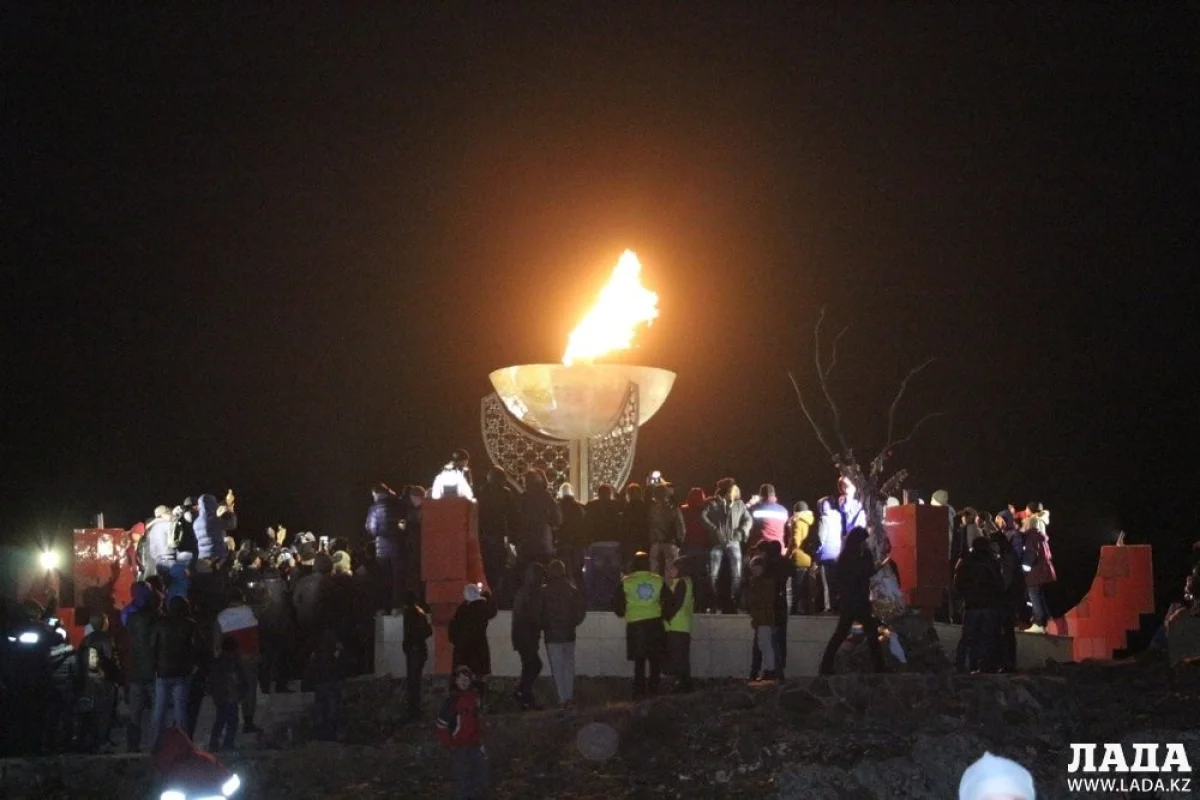 Потомки Косай ата зажгли огонь единства||news_pic_more|<!--TBegin--><a href="https://img.lada.kz/2016-03/1457912051_8-1.jpg" onclick="return hs.expand(this)" ><img align="left" src="https://img.lada.kz/2016-03/thumbs/1457912051_8-1.jpg" alt='На Отпан тау зажгли огонь Единства' title='На Отпан тау зажгли огонь Единства'  /></a><!--TEnd--><br /><!--TBegin--><a href="https://img.lada.kz/2016-03/1457912053_8-2.jpg" onclick="return hs.expand(this)" ><img align="left" src="https://img.lada.kz/2016-03/thumbs/1457912053_8-2.jpg" alt='На Отпан тау зажгли огонь Единства' title='На Отпан тау зажгли огонь Единства'  /></a><!--TEnd--><br /><!--TBegin--><a href="https://img.lada.kz/2016-03/1457912113_8-3.jpg" onclick="return hs.expand(this)" ><img align="left" src="https://img.lada.kz/2016-03/thumbs/1457912113_8-3.jpg" alt='На Отпан тау зажгли огонь Единства' title='На Отпан тау зажгли огонь Единства'  /></a><!--TEnd--><br /><!--TBegin--><a href="https://img.lada.kz/2016-03/1457912066_8-4.jpg" onclick="return hs.expand(this)" ><img align="left" src="https://img.lada.kz/2016-03/thumbs/1457912066_8-4.jpg" alt='На Отпан тау зажгли огонь Единства' title='На Отпан тау зажгли огонь Единства'  /></a><!--TEnd--><br /><!--TBegin--><a href="https://img.lada.kz/2016-03/1457912109_8-5.jpg" onclick="return hs.expand(this)" ><img align="left" src="https://img.lada.kz/2016-03/thumbs/1457912109_8-5.jpg" alt='На Отпан тау зажгли огонь Единства' title='На Отпан тау зажгли огонь Единства'  /></a><!--TEnd--><br /><!--TBegin--><a href="https://img.lada.kz/2016-03/1457912064_8-6.jpg" onclick="return hs.expand(this)" ><img align="left" src="https://img.lada.kz/2016-03/thumbs/1457912064_8-6.jpg" alt='На Отпан тау зажгли огонь Единства' title='На Отпан тау зажгли огонь Единства'  /></a><!--TEnd--><br /><!--TBegin--><a href="https://img.lada.kz/2016-03/1457912074_8-7.jpg" onclick="return hs.expand(this)" ><img align="left" src="https://img.lada.kz/2016-03/thumbs/1457912074_8-7.jpg" alt='На Отпан тау зажгли огонь Единства' title='На Отпан тау зажгли огонь Единства'  /></a><!--TEnd--><br /><!--TBegin--><a href="https://img.lada.kz/2016-03/1457912065_8-8.jpg" onclick="return hs.expand(this)" ><img align="left" src="https://img.lada.kz/2016-03/thumbs/1457912065_8-8.jpg" alt='На Отпан тау зажгли огонь Единства' title='На Отпан тау зажгли огонь Единства'  /></a><!--TEnd--><br /><!--TBegin--><a href="https://img.lada.kz/2016-03/1457912041_8-9.jpg" onclick="return hs.expand(this)" ><img align="left" src="https://img.lada.kz/2016-03/thumbs/1457912041_8-9.jpg" alt='На Отпан тау зажгли огонь Единства' title='На Отпан тау зажгли огонь Единства'  /></a><!--TEnd--><br /><!--TBegin--><a href="https://img.lada.kz/2016-03/1457912128_8-10.jpg" onclick="return hs.expand(this)" ><img align="left" src="https://img.lada.kz/2016-03/thumbs/1457912128_8-10.jpg" alt='На Отпан тау зажгли огонь Единства' title='На Отпан тау зажгли огонь Единства'  /></a><!--TEnd--><br /><!--TBegin--><a href="https://img.lada.kz/2016-03/1457912109_8-11.jpg" onclick="return hs.expand(this)" ><img align="left" src="https://img.lada.kz/2016-03/thumbs/1457912109_8-11.jpg" alt='На Отпан тау зажгли огонь Единства' title='На Отпан тау зажгли огонь Единства'  /></a><!--TEnd--><br /><!--TBegin--><a href="https://img.lada.kz/2016-03/1457912071_8-12.jpg" onclick="return hs.expand(this)" ><img align="left" src="https://img.lada.kz/2016-03/thumbs/1457912071_8-12.jpg" alt='На Отпан тау зажгли огонь Единства' title='На Отпан тау зажгли огонь Единства'  /></a><!--TEnd--><br /><!--TBegin--><a href="https://img.lada.kz/2016-03/1457912087_8-13.jpg" onclick="return hs.expand(this)" ><img align="left" src="https://img.lada.kz/2016-03/thumbs/1457912087_8-13.jpg" alt='На Отпан тау зажгли огонь Единства' title='На Отпан тау зажгли огонь Единства'  /></a><!--TEnd--><br /><!--TBegin--><a href="https://img.lada.kz/2016-03/1457912135_8-14.jpg" onclick="return hs.expand(this)" ><img align="left" src="https://img.lada.kz/2016-03/thumbs/1457912135_8-14.jpg" alt='На Отпан тау зажгли огонь Единства' title='На Отпан тау зажгли огонь Единства'  /></a><!--TEnd--><br /><!--TBegin--><a href="https://img.lada.kz/2016-03/1457912045_8-15.jpg" onclick="return hs.expand(this)" ><img align="left" src="https://img.lada.kz/2016-03/thumbs/1457912045_8-15.jpg" alt='На Отпан тау зажгли огонь Единства' title='На Отпан тау зажгли огонь Единства'  /></a><!--TEnd--><br /><!--TBegin--><a href="https://img.lada.kz/2016-03/1457912106_8-16.jpg" onclick="return hs.expand(this)" ><img align="left" src="https://img.lada.kz/2016-03/thumbs/1457912106_8-16.jpg" alt='На Отпан тау зажгли огонь Единства' title='На Отпан тау зажгли огонь Единства'  /></a><!--TEnd--><br /><!--TBegin--><a href="https://img.lada.kz/2016-03/1457912089_8-17.jpg" onclick="return hs.expand(this)" ><img align="left" src="https://img.lada.kz/2016-03/thumbs/1457912089_8-17.jpg" alt='На Отпан тау зажгли огонь Единства' title='На Отпан тау зажгли огонь Единства'  /></a><!--TEnd--><br /><!--TBegin--><a href="https://img.lada.kz/2016-03/1457912079_8-18.jpg" onclick="return hs.expand(this)" ><img align="left" src="https://img.lada.kz/2016-03/thumbs/1457912079_8-18.jpg" alt='На Отпан тау зажгли огонь Единства' title='На Отпан тау зажгли огонь Единства'  /></a><!--TEnd--><br /><!--TBegin--><a href="https://img.lada.kz/2016-03/1457912073_8-19.jpg" onclick="return hs.expand(this)" ><img align="left" src="https://img.lada.kz/2016-03/thumbs/1457912073_8-19.jpg" alt='На Отпан тау зажгли огонь Единства' title='На Отпан тау зажгли огонь Единства'  /></a><!--TEnd--><br /><!--TBegin--><a href="https://img.lada.kz/2016-03/1457912060_8-20.jpg" onclick="return hs.expand(this)" ><img align="left" src="https://img.lada.kz/2016-03/thumbs/1457912060_8-20.jpg" alt='На Отпан тау зажгли огонь Единства' title='На Отпан тау зажгли огонь Единства'  /></a><!--TEnd--><br /><!--TBegin--><a href="https://img.lada.kz/2016-03/1457912110_8-21.jpg" onclick="return hs.expand(this)" ><img align="left" src="https://img.lada.kz/2016-03/thumbs/1457912110_8-21.jpg" alt='На Отпан тау зажгли огонь Единства' title='На Отпан тау зажгли огонь Единства'  /></a><!--TEnd--><br /><!--TBegin--><a href="https://img.lada.kz/2016-03/1457912138_8-22.jpg" onclick="return hs.expand(this)" ><img align="left" src="https://img.lada.kz/2016-03/thumbs/1457912138_8-22.jpg" alt='На Отпан тау зажгли огонь Единства' title='На Отпан тау зажгли огонь Единства'  /></a><!--TEnd--><br /><!--TBegin--><a href="https://img.lada.kz/2016-03/1457912104_8-23.jpg" onclick="return hs.expand(this)" ><img align="left" src="https://img.lada.kz/2016-03/thumbs/1457912104_8-23.jpg" alt='На Отпан тау зажгли огонь Единства' title='На Отпан тау зажгли огонь Единства'  /></a><!--TEnd--><br /><!--TBegin--><a href="https://img.lada.kz/2016-03/1457912107_8-24.jpg" onclick="return hs.expand(this)" ><img align="left" src="https://img.lada.kz/2016-03/thumbs/1457912107_8-24.jpg" alt='На Отпан тау зажгли огонь Единства' title='На Отпан тау зажгли огонь Единства'  /></a><!--TEnd--><br /><!--TBegin--><a href="https://img.lada.kz/2016-03/1457912081_8-25.jpg" onclick="return hs.expand(this)" ><img align="left" src="https://img.lada.kz/2016-03/thumbs/1457912081_8-25.jpg" alt='На Отпан тау зажгли огонь Единства' title='На Отпан тау зажгли огонь Единства'  /></a><!--TEnd--><br /><!--TBegin--><a href="https://img.lada.kz/2016-03/1457912062_8-26.jpg" onclick="return hs.expand(this)" ><img align="left" src="https://img.lada.kz/2016-03/thumbs/1457912062_8-26.jpg" alt='На Отпан тау зажгли огонь Единства' title='На Отпан тау зажгли огонь Единства'  /></a><!--TEnd-->