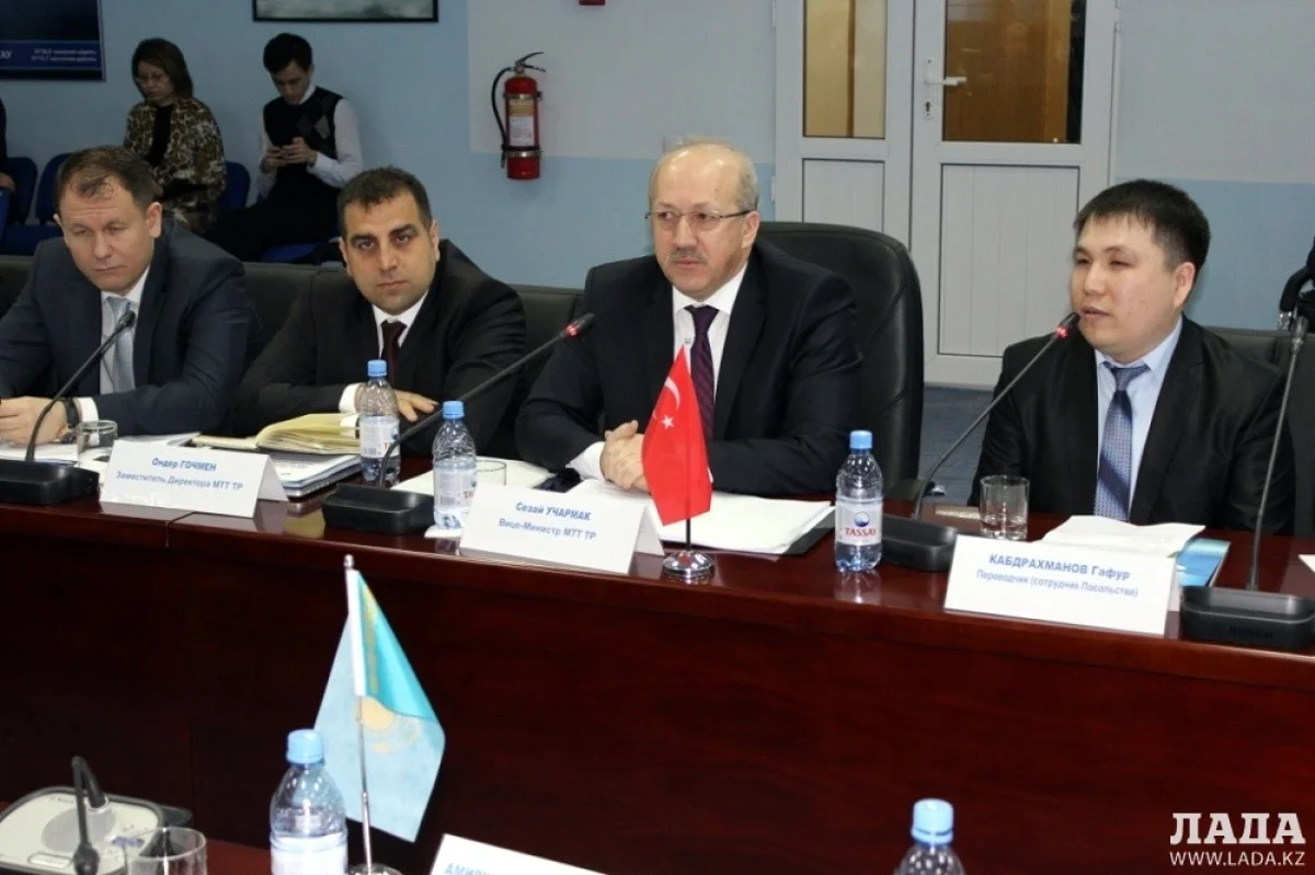 Встреча в морпорту Актау||news_pic_more|<!--TBegin--><a href="https://img.lada.kz/2016-03/1458207578_11.jpg" onclick="return hs.expand(this)" ><img align="left" src="https://img.lada.kz/2016-03/thumbs/1458207578_11.jpg" alt='Нововведения в Морском порту Актау обсудили представители государственных органов Казахстана, Турции и Азербайджана' title='Нововведения в Морском порту Актау обсудили представители государственных органов Казахстана, Турции и Азербайджана'  /></a><!--TEnd--><br /><!--TBegin--><a href="https://img.lada.kz/2016-03/1458207571_33.jpg" onclick="return hs.expand(this)" ><img align="left" src="https://img.lada.kz/2016-03/thumbs/1458207571_33.jpg" alt='Нововведения в Морском порту Актау обсудили представители государственных органов Казахстана, Турции и Азербайджана' title='Нововведения в Морском порту Актау обсудили представители государственных органов Казахстана, Турции и Азербайджана'  /></a><!--TEnd--><br /><!--TBegin--><a href="https://img.lada.kz/2016-03/1458207548_44.jpg" onclick="return hs.expand(this)" ><img align="left" src="https://img.lada.kz/2016-03/thumbs/1458207548_44.jpg" alt='Нововведения в Морском порту Актау обсудили представители государственных органов Казахстана, Турции и Азербайджана' title='Нововведения в Морском порту Актау обсудили представители государственных органов Казахстана, Турции и Азербайджана'  /></a><!--TEnd--><br /><!--TBegin--><a href="https://img.lada.kz/2016-03/1458207546_55.jpg" onclick="return hs.expand(this)" ><img align="left" src="https://img.lada.kz/2016-03/thumbs/1458207546_55.jpg" alt='Нововведения в Морском порту Актау обсудили представители государственных органов Казахстана, Турции и Азербайджана' title='Нововведения в Морском порту Актау обсудили представители государственных органов Казахстана, Турции и Азербайджана'  /></a><!--TEnd--><br /><!--TBegin--><a href="https://img.lada.kz/2016-03/1458207637_66.jpg" onclick="return hs.expand(this)" ><img align="left" src="https://img.lada.kz/2016-03/thumbs/1458207637_66.jpg" alt='Нововведения в Морском порту Актау обсудили представители государственных органов Казахстана, Турции и Азербайджана' title='Нововведения в Морском порту Актау обсудили представители государственных органов Казахстана, Турции и Азербайджана'  /></a><!--TEnd--><br /><!--TBegin--><a href="https://img.lada.kz/2016-03/1458207621_77.jpg" onclick="return hs.expand(this)" ><img align="left" src="https://img.lada.kz/2016-03/thumbs/1458207621_77.jpg" alt='Нововведения в Морском порту Актау обсудили представители государственных органов Казахстана, Турции и Азербайджана' title='Нововведения в Морском порту Актау обсудили представители государственных органов Казахстана, Турции и Азербайджана'  /></a><!--TEnd--><br /><!--TBegin--><a href="https://img.lada.kz/2016-03/1458207571_88.jpg" onclick="return hs.expand(this)" ><img align="left" src="https://img.lada.kz/2016-03/thumbs/1458207571_88.jpg" alt='Нововведения в Морском порту Актау обсудили представители государственных органов Казахстана, Турции и Азербайджана' title='Нововведения в Морском порту Актау обсудили представители государственных органов Казахстана, Турции и Азербайджана'  /></a><!--TEnd--><br /><!--TBegin--><a href="https://img.lada.kz/2016-03/1458207604_99.jpg" onclick="return hs.expand(this)" ><img align="left" src="https://img.lada.kz/2016-03/thumbs/1458207604_99.jpg" alt='Нововведения в Морском порту Актау обсудили представители государственных органов Казахстана, Турции и Азербайджана' title='Нововведения в Морском порту Актау обсудили представители государственных органов Казахстана, Турции и Азербайджана'  /></a><!--TEnd--><br /><!--TBegin--><a href="https://img.lada.kz/2016-03/1458207583_1010.jpg" onclick="return hs.expand(this)" ><img align="left" src="https://img.lada.kz/2016-03/thumbs/1458207583_1010.jpg" alt='Нововведения в Морском порту Актау обсудили представители государственных органов Казахстана, Турции и Азербайджана' title='Нововведения в Морском порту Актау обсудили представители государственных органов Казахстана, Турции и Азербайджана'  /></a><!--TEnd--><br /><!--TBegin--><a href="https://img.lada.kz/2016-03/1458207613_1111.jpg" onclick="return hs.expand(this)" ><img align="left" src="https://img.lada.kz/2016-03/thumbs/1458207613_1111.jpg" alt='Нововведения в Морском порту Актау обсудили представители государственных органов Казахстана, Турции и Азербайджана' title='Нововведения в Морском порту Актау обсудили представители государственных органов Казахстана, Турции и Азербайджана'  /></a><!--TEnd--><br /><!--TBegin--><a href="https://img.lada.kz/2016-03/1458207586_1212.jpg" onclick="return hs.expand(this)" ><img align="left" src="https://img.lada.kz/2016-03/thumbs/1458207586_1212.jpg" alt='Нововведения в Морском порту Актау обсудили представители государственных органов Казахстана, Турции и Азербайджана' title='Нововведения в Морском порту Актау обсудили представители государственных органов Казахстана, Турции и Азербайджана'  /></a><!--TEnd--><br /><!--TBegin--><a href="https://img.lada.kz/2016-03/1458207610_1313.jpg" onclick="return hs.expand(this)" ><img align="left" src="https://img.lada.kz/2016-03/thumbs/1458207610_1313.jpg" alt='Нововведения в Морском порту Актау обсудили представители государственных органов Казахстана, Турции и Азербайджана' title='Нововведения в Морском порту Актау обсудили представители государственных органов Казахстана, Турции и Азербайджана'  /></a><!--TEnd--><br /><!--TBegin--><a href="https://img.lada.kz/2016-03/1458207644_1414.jpg" onclick="return hs.expand(this)" ><img align="left" src="https://img.lada.kz/2016-03/thumbs/1458207644_1414.jpg" alt='Нововведения в Морском порту Актау обсудили представители государственных органов Казахстана, Турции и Азербайджана' title='Нововведения в Морском порту Актау обсудили представители государственных органов Казахстана, Турции и Азербайджана'  /></a><!--TEnd--><br /><!--TBegin--><a href="https://img.lada.kz/2016-03/1458207580_1515.jpg" onclick="return hs.expand(this)" ><img align="left" src="https://img.lada.kz/2016-03/thumbs/1458207580_1515.jpg" alt='Нововведения в Морском порту Актау обсудили представители государственных органов Казахстана, Турции и Азербайджана' title='Нововведения в Морском порту Актау обсудили представители государственных органов Казахстана, Турции и Азербайджана'  /></a><!--TEnd-->