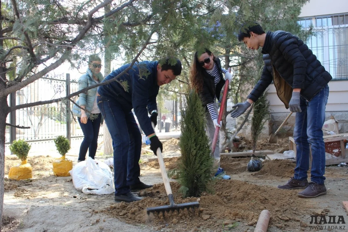 Сотрудники административного суда озеленяют территорию||news_pic_more|<!--TBegin--><a href="https://img.lada.kz/2016-03/1459064147_img_9823.jpg" onclick="return hs.expand(this)" ><img src="https://img.lada.kz/2016-03/thumbs/1459064147_img_9823.jpg" alt='Сотрудники административного суда Актау высадили саженцы вместо вырубленных деревьев' title='Сотрудники административного суда Актау высадили саженцы вместо вырубленных деревьев'  /></a><!--TEnd--><br /><!--TBegin--><a href="https://img.lada.kz/2016-03/1459064130_img_9829.jpg" onclick="return hs.expand(this)" ><img src="https://img.lada.kz/2016-03/thumbs/1459064130_img_9829.jpg" alt='Сотрудники административного суда Актау высадили саженцы вместо вырубленных деревьев' title='Сотрудники административного суда Актау высадили саженцы вместо вырубленных деревьев'  /></a><!--TEnd--><br /><!--TBegin--><a href="https://img.lada.kz/2016-03/1459064104_img_9833.jpg" onclick="return hs.expand(this)" ><img src="https://img.lada.kz/2016-03/thumbs/1459064104_img_9833.jpg" alt='Сотрудники административного суда Актау высадили саженцы вместо вырубленных деревьев' title='Сотрудники административного суда Актау высадили саженцы вместо вырубленных деревьев'  /></a><!--TEnd--><br /><!--TBegin--><a href="https://img.lada.kz/2016-03/1459064123_img_9836.jpg" onclick="return hs.expand(this)" ><img src="https://img.lada.kz/2016-03/thumbs/1459064123_img_9836.jpg" alt='Сотрудники административного суда Актау высадили саженцы вместо вырубленных деревьев' title='Сотрудники административного суда Актау высадили саженцы вместо вырубленных деревьев'  /></a><!--TEnd--><br /><!--TBegin--><a href="https://img.lada.kz/2016-03/1459064165_img_9838.jpg" onclick="return hs.expand(this)" ><img src="https://img.lada.kz/2016-03/thumbs/1459064165_img_9838.jpg" alt='Сотрудники административного суда Актау высадили саженцы вместо вырубленных деревьев' title='Сотрудники административного суда Актау высадили саженцы вместо вырубленных деревьев'  /></a><!--TEnd--><br /><!--TBegin--><a href="https://img.lada.kz/2016-03/1459064116_img_9850.jpg" onclick="return hs.expand(this)" ><img src="https://img.lada.kz/2016-03/thumbs/1459064116_img_9850.jpg" alt='Сотрудники административного суда Актау высадили саженцы вместо вырубленных деревьев' title='Сотрудники административного суда Актау высадили саженцы вместо вырубленных деревьев'  /></a><!--TEnd--><br /><!--TBegin--><a href="https://img.lada.kz/2016-03/1459064197_img_9861.jpg" onclick="return hs.expand(this)" ><img src="https://img.lada.kz/2016-03/thumbs/1459064197_img_9861.jpg" alt='Сотрудники административного суда Актау высадили саженцы вместо вырубленных деревьев' title='Сотрудники административного суда Актау высадили саженцы вместо вырубленных деревьев'  /></a><!--TEnd--><br /><!--TBegin--><a href="https://img.lada.kz/2016-03/1459064175_img_9876.jpg" onclick="return hs.expand(this)" ><img src="https://img.lada.kz/2016-03/thumbs/1459064175_img_9876.jpg" alt='Сотрудники административного суда Актау высадили саженцы вместо вырубленных деревьев' title='Сотрудники административного суда Актау высадили саженцы вместо вырубленных деревьев'  /></a><!--TEnd--><br /><!--TBegin--><a href="https://img.lada.kz/2016-03/1459064217_img_9893.jpg" onclick="return hs.expand(this)" ><img src="https://img.lada.kz/2016-03/thumbs/1459064217_img_9893.jpg" alt='Сотрудники административного суда Актау высадили саженцы вместо вырубленных деревьев' title='Сотрудники административного суда Актау высадили саженцы вместо вырубленных деревьев'  /></a><!--TEnd--><br /><!--TBegin--><a href="https://img.lada.kz/2016-03/1459064196_img_9899.jpg" onclick="return hs.expand(this)" ><img src="https://img.lada.kz/2016-03/thumbs/1459064196_img_9899.jpg" alt='Сотрудники административного суда Актау высадили саженцы вместо вырубленных деревьев' title='Сотрудники административного суда Актау высадили саженцы вместо вырубленных деревьев'  /></a><!--TEnd--><br /><!--TBegin--><a href="https://img.lada.kz/2016-03/1459064181_img_9905.jpg" onclick="return hs.expand(this)" ><img src="https://img.lada.kz/2016-03/thumbs/1459064181_img_9905.jpg" alt='Сотрудники административного суда Актау высадили саженцы вместо вырубленных деревьев' title='Сотрудники административного суда Актау высадили саженцы вместо вырубленных деревьев'  /></a><!--TEnd--><br /><!--TBegin--><a href="https://img.lada.kz/2016-03/1459064148_img_9911.jpg" onclick="return hs.expand(this)" ><img src="https://img.lada.kz/2016-03/thumbs/1459064148_img_9911.jpg" alt='Сотрудники административного суда Актау высадили саженцы вместо вырубленных деревьев' title='Сотрудники административного суда Актау высадили саженцы вместо вырубленных деревьев'  /></a><!--TEnd--><br /><!--TBegin--><a href="https://img.lada.kz/2016-03/1459064230_img_9918.jpg" onclick="return hs.expand(this)" ><img src="https://img.lada.kz/2016-03/thumbs/1459064230_img_9918.jpg" alt='Сотрудники административного суда Актау высадили саженцы вместо вырубленных деревьев' title='Сотрудники административного суда Актау высадили саженцы вместо вырубленных деревьев'  /></a><!--TEnd--><br /><!--TBegin--><a href="https://img.lada.kz/2016-03/1459064211_img_9922.jpg" onclick="return hs.expand(this)" ><img src="https://img.lada.kz/2016-03/thumbs/1459064211_img_9922.jpg" alt='Сотрудники административного суда Актау высадили саженцы вместо вырубленных деревьев' title='Сотрудники административного суда Актау высадили саженцы вместо вырубленных деревьев'  /></a><!--TEnd-->