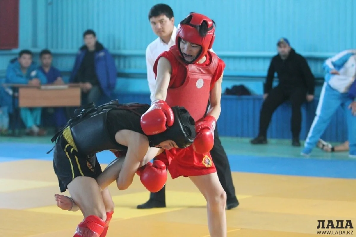 Финальный бой. Фото автора||news_pic_more|<!--TBegin--><a href="https://img.lada.kz/2016-03/1459160920_img_0075.jpg" onclick="return hs.expand(this)" ><img align="left" src="https://img.lada.kz/2016-03/thumbs/1459160920_img_0075.jpg" alt='Александр Радунцев: Финальные бои чемпионата Казахстана по ушу прошли интригующе и эмоционально' title='Александр Радунцев: Финальные бои чемпионата Казахстана по ушу прошли интригующе и эмоционально'  /></a><!--TEnd--><br /><!--TBegin--><a href="https://img.lada.kz/2016-03/1459161015_img_0076.jpg" onclick="return hs.expand(this)" ><img align="left" src="https://img.lada.kz/2016-03/thumbs/1459161015_img_0076.jpg" alt='Александр Радунцев: Финальные бои чемпионата Казахстана по ушу прошли интригующе и эмоционально' title='Александр Радунцев: Финальные бои чемпионата Казахстана по ушу прошли интригующе и эмоционально'  /></a><!--TEnd--><br /><!--TBegin--><a href="https://img.lada.kz/2016-03/1459160951_img_0111.jpg" onclick="return hs.expand(this)" ><img align="left" src="https://img.lada.kz/2016-03/thumbs/1459160951_img_0111.jpg" alt='Александр Радунцев: Финальные бои чемпионата Казахстана по ушу прошли интригующе и эмоционально' title='Александр Радунцев: Финальные бои чемпионата Казахстана по ушу прошли интригующе и эмоционально'  /></a><!--TEnd--><br /><!--TBegin--><a href="https://img.lada.kz/2016-03/1459160954_img_0125.jpg" onclick="return hs.expand(this)" ><img align="left" src="https://img.lada.kz/2016-03/thumbs/1459160954_img_0125.jpg" alt='Александр Радунцев: Финальные бои чемпионата Казахстана по ушу прошли интригующе и эмоционально' title='Александр Радунцев: Финальные бои чемпионата Казахстана по ушу прошли интригующе и эмоционально'  /></a><!--TEnd--><br /><!--TBegin--><a href="https://img.lada.kz/2016-03/1459160939_img_0130.jpg" onclick="return hs.expand(this)" ><img align="left" src="https://img.lada.kz/2016-03/thumbs/1459160939_img_0130.jpg" alt='Александр Радунцев: Финальные бои чемпионата Казахстана по ушу прошли интригующе и эмоционально' title='Александр Радунцев: Финальные бои чемпионата Казахстана по ушу прошли интригующе и эмоционально'  /></a><!--TEnd--><br /><!--TBegin--><a href="https://img.lada.kz/2016-03/1459161025_img_0140.jpg" onclick="return hs.expand(this)" ><img align="left" src="https://img.lada.kz/2016-03/thumbs/1459161025_img_0140.jpg" alt='Александр Радунцев: Финальные бои чемпионата Казахстана по ушу прошли интригующе и эмоционально' title='Александр Радунцев: Финальные бои чемпионата Казахстана по ушу прошли интригующе и эмоционально'  /></a><!--TEnd--><br /><!--TBegin--><a href="https://img.lada.kz/2016-03/1459160958_img_0147.jpg" onclick="return hs.expand(this)" ><img align="left" src="https://img.lada.kz/2016-03/thumbs/1459160958_img_0147.jpg" alt='Александр Радунцев: Финальные бои чемпионата Казахстана по ушу прошли интригующе и эмоционально' title='Александр Радунцев: Финальные бои чемпионата Казахстана по ушу прошли интригующе и эмоционально'  /></a><!--TEnd--><br /><!--TBegin--><a href="https://img.lada.kz/2016-03/1459160995_img_0156.jpg" onclick="return hs.expand(this)" ><img align="left" src="https://img.lada.kz/2016-03/thumbs/1459160995_img_0156.jpg" alt='Александр Радунцев: Финальные бои чемпионата Казахстана по ушу прошли интригующе и эмоционально' title='Александр Радунцев: Финальные бои чемпионата Казахстана по ушу прошли интригующе и эмоционально'  /></a><!--TEnd--><br /><!--TBegin--><a href="https://img.lada.kz/2016-03/1459160964_img_0157.jpg" onclick="return hs.expand(this)" ><img align="left" src="https://img.lada.kz/2016-03/thumbs/1459160964_img_0157.jpg" alt='Александр Радунцев: Финальные бои чемпионата Казахстана по ушу прошли интригующе и эмоционально' title='Александр Радунцев: Финальные бои чемпионата Казахстана по ушу прошли интригующе и эмоционально'  /></a><!--TEnd--><br /><!--TBegin--><a href="https://img.lada.kz/2016-03/1459160954_img_0158.jpg" onclick="return hs.expand(this)" ><img align="left" src="https://img.lada.kz/2016-03/thumbs/1459160954_img_0158.jpg" alt='Александр Радунцев: Финальные бои чемпионата Казахстана по ушу прошли интригующе и эмоционально' title='Александр Радунцев: Финальные бои чемпионата Казахстана по ушу прошли интригующе и эмоционально'  /></a><!--TEnd--><br /><!--TBegin--><a href="https://img.lada.kz/2016-03/1459161020_img_0211.jpg" onclick="return hs.expand(this)" ><img align="left" src="https://img.lada.kz/2016-03/thumbs/1459161020_img_0211.jpg" alt='Александр Радунцев: Финальные бои чемпионата Казахстана по ушу прошли интригующе и эмоционально' title='Александр Радунцев: Финальные бои чемпионата Казахстана по ушу прошли интригующе и эмоционально'  /></a><!--TEnd--><br /><!--TBegin--><a href="https://img.lada.kz/2016-03/1459160968_img_5912.jpg" onclick="return hs.expand(this)" ><img align="left" src="https://img.lada.kz/2016-03/thumbs/1459160968_img_5912.jpg" alt='Александр Радунцев: Финальные бои чемпионата Казахстана по ушу прошли интригующе и эмоционально' title='Александр Радунцев: Финальные бои чемпионата Казахстана по ушу прошли интригующе и эмоционально'  /></a><!--TEnd--><br /><!--TBegin--><a href="https://img.lada.kz/2016-03/1459161006_img_5919.jpg" onclick="return hs.expand(this)" ><img align="left" src="https://img.lada.kz/2016-03/thumbs/1459161006_img_5919.jpg" alt='Александр Радунцев: Финальные бои чемпионата Казахстана по ушу прошли интригующе и эмоционально' title='Александр Радунцев: Финальные бои чемпионата Казахстана по ушу прошли интригующе и эмоционально'  /></a><!--TEnd--><br /><!--TBegin--><a href="https://img.lada.kz/2016-03/1459160973_img_5921.jpg" onclick="return hs.expand(this)" ><img align="left" src="https://img.lada.kz/2016-03/thumbs/1459160973_img_5921.jpg" alt='Александр Радунцев: Финальные бои чемпионата Казахстана по ушу прошли интригующе и эмоционально' title='Александр Радунцев: Финальные бои чемпионата Казахстана по ушу прошли интригующе и эмоционально'  /></a><!--TEnd--><br /><!--TBegin--><a href="https://img.lada.kz/2016-03/1459160972_img_5952.jpg" onclick="return hs.expand(this)" ><img align="left" src="https://img.lada.kz/2016-03/thumbs/1459160972_img_5952.jpg" alt='Александр Радунцев: Финальные бои чемпионата Казахстана по ушу прошли интригующе и эмоционально' title='Александр Радунцев: Финальные бои чемпионата Казахстана по ушу прошли интригующе и эмоционально'  /></a><!--TEnd--><br /><!--TBegin--><a href="https://img.lada.kz/2016-03/1459160962_img_5958.jpg" onclick="return hs.expand(this)" ><img align="left" src="https://img.lada.kz/2016-03/thumbs/1459160962_img_5958.jpg" alt='Александр Радунцев: Финальные бои чемпионата Казахстана по ушу прошли интригующе и эмоционально' title='Александр Радунцев: Финальные бои чемпионата Казахстана по ушу прошли интригующе и эмоционально'  /></a><!--TEnd--><br /><!--TBegin--><a href="https://img.lada.kz/2016-03/1459160958_img_5990.jpg" onclick="return hs.expand(this)" ><img align="left" src="https://img.lada.kz/2016-03/thumbs/1459160958_img_5990.jpg" alt='Александр Радунцев: Финальные бои чемпионата Казахстана по ушу прошли интригующе и эмоционально' title='Александр Радунцев: Финальные бои чемпионата Казахстана по ушу прошли интригующе и эмоционально'  /></a><!--TEnd--><br /><!--TBegin--><a href="https://img.lada.kz/2016-03/1459161009_img_5992.jpg" onclick="return hs.expand(this)" ><img align="left" src="https://img.lada.kz/2016-03/thumbs/1459161009_img_5992.jpg" alt='Александр Радунцев: Финальные бои чемпионата Казахстана по ушу прошли интригующе и эмоционально' title='Александр Радунцев: Финальные бои чемпионата Казахстана по ушу прошли интригующе и эмоционально'  /></a><!--TEnd--><br /><!--TBegin--><a href="https://img.lada.kz/2016-03/1459161054_img_5994.jpg" onclick="return hs.expand(this)" ><img align="left" src="https://img.lada.kz/2016-03/thumbs/1459161054_img_5994.jpg" alt='Александр Радунцев: Финальные бои чемпионата Казахстана по ушу прошли интригующе и эмоционально' title='Александр Радунцев: Финальные бои чемпионата Казахстана по ушу прошли интригующе и эмоционально'  /></a><!--TEnd--><br /><!--TBegin--><a href="https://img.lada.kz/2016-03/1459161048_img_5997.jpg" onclick="return hs.expand(this)" ><img align="left" src="https://img.lada.kz/2016-03/thumbs/1459161048_img_5997.jpg" alt='Александр Радунцев: Финальные бои чемпионата Казахстана по ушу прошли интригующе и эмоционально' title='Александр Радунцев: Финальные бои чемпионата Казахстана по ушу прошли интригующе и эмоционально'  /></a><!--TEnd--><br /><!--TBegin--><a href="https://img.lada.kz/2016-03/1459161000_img_6001.jpg" onclick="return hs.expand(this)" ><img align="left" src="https://img.lada.kz/2016-03/thumbs/1459161000_img_6001.jpg" alt='Александр Радунцев: Финальные бои чемпионата Казахстана по ушу прошли интригующе и эмоционально' title='Александр Радунцев: Финальные бои чемпионата Казахстана по ушу прошли интригующе и эмоционально'  /></a><!--TEnd--><br /><!--TBegin--><a href="https://img.lada.kz/2016-03/1459160990_img_6009.jpg" onclick="return hs.expand(this)" ><img align="left" src="https://img.lada.kz/2016-03/thumbs/1459160990_img_6009.jpg" alt='Александр Радунцев: Финальные бои чемпионата Казахстана по ушу прошли интригующе и эмоционально' title='Александр Радунцев: Финальные бои чемпионата Казахстана по ушу прошли интригующе и эмоционально'  /></a><!--TEnd--><br /><!--TBegin--><a href="https://img.lada.kz/2016-03/1459160970_img_6011.jpg" onclick="return hs.expand(this)" ><img align="left" src="https://img.lada.kz/2016-03/thumbs/1459160970_img_6011.jpg" alt='Александр Радунцев: Финальные бои чемпионата Казахстана по ушу прошли интригующе и эмоционально' title='Александр Радунцев: Финальные бои чемпионата Казахстана по ушу прошли интригующе и эмоционально'  /></a><!--TEnd--><br /><!--TBegin--><a href="https://img.lada.kz/2016-03/1459161016_img_6015.jpg" onclick="return hs.expand(this)" ><img align="left" src="https://img.lada.kz/2016-03/thumbs/1459161016_img_6015.jpg" alt='Александр Радунцев: Финальные бои чемпионата Казахстана по ушу прошли интригующе и эмоционально' title='Александр Радунцев: Финальные бои чемпионата Казахстана по ушу прошли интригующе и эмоционально'  /></a><!--TEnd--><br /><!--TBegin--><a href="https://img.lada.kz/2016-03/1459161039_img_6025.jpg" onclick="return hs.expand(this)" ><img align="left" src="https://img.lada.kz/2016-03/thumbs/1459161039_img_6025.jpg" alt='Александр Радунцев: Финальные бои чемпионата Казахстана по ушу прошли интригующе и эмоционально' title='Александр Радунцев: Финальные бои чемпионата Казахстана по ушу прошли интригующе и эмоционально'  /></a><!--TEnd-->