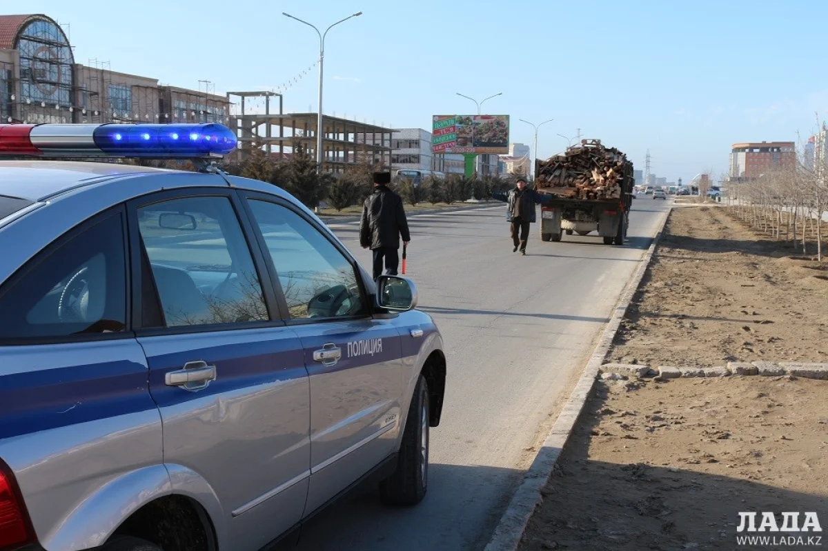Рейдовые мероприятия в Актау. Фото Рашида Исмагилова