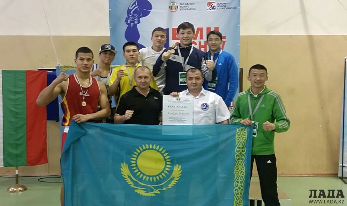 Победители международного турнира. Фото предоставлено пресс-службой Федерации бокса Мангистауской области