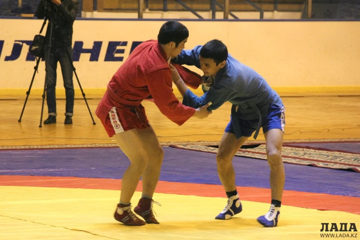 Победный бой Бауыржана Сагынгалиулы. Фото спортшколы &quot;Жастар&quot;