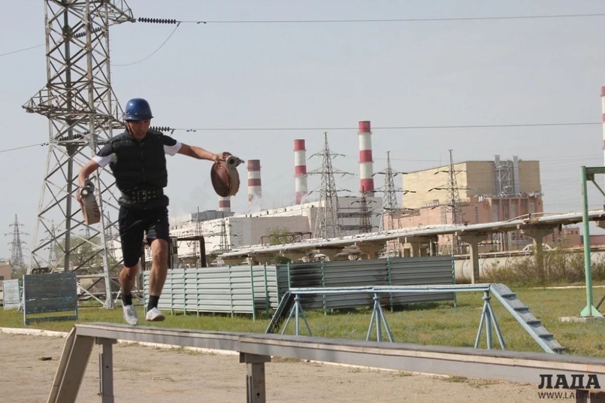 Простых конкурсов не было. Фото Рукии Сычевой||news_pic_more|<!--TBegin--><a href="https://img.lada.kz/2016-04/1461911153_img_8157.jpg" onclick="return hs.expand(this)" ><img align="left" src="https://img.lada.kz/2016-04/thumbs/1461911153_img_8157.jpg" alt='Огнеборцы выявили лучших в пожарно-спасательном спорте в Актау' title='Огнеборцы выявили лучших в пожарно-спасательном спорте в Актау'  /></a><!--TEnd--><br /><!--TBegin--><a href="https://img.lada.kz/2016-04/1461911177_img_8237.jpg" onclick="return hs.expand(this)" ><img align="left" src="https://img.lada.kz/2016-04/thumbs/1461911177_img_8237.jpg" alt='Огнеборцы выявили лучших в пожарно-спасательном спорте в Актау' title='Огнеборцы выявили лучших в пожарно-спасательном спорте в Актау'  /></a><!--TEnd--><br /><!--TBegin--><a href="https://img.lada.kz/2016-04/1461911149_img_8248.jpg" onclick="return hs.expand(this)" ><img align="left" src="https://img.lada.kz/2016-04/thumbs/1461911149_img_8248.jpg" alt='Огнеборцы выявили лучших в пожарно-спасательном спорте в Актау' title='Огнеборцы выявили лучших в пожарно-спасательном спорте в Актау'  /></a><!--TEnd--><br /><!--TBegin--><a href="https://img.lada.kz/2016-04/1461911172_img_8283.jpg" onclick="return hs.expand(this)" ><img align="left" src="https://img.lada.kz/2016-04/thumbs/1461911172_img_8283.jpg" alt='Огнеборцы выявили лучших в пожарно-спасательном спорте в Актау' title='Огнеборцы выявили лучших в пожарно-спасательном спорте в Актау'  /></a><!--TEnd--><br /><!--TBegin--><a href="https://img.lada.kz/2016-04/1461911205_img_8286.jpg" onclick="return hs.expand(this)" ><img align="left" src="https://img.lada.kz/2016-04/thumbs/1461911205_img_8286.jpg" alt='Огнеборцы выявили лучших в пожарно-спасательном спорте в Актау' title='Огнеборцы выявили лучших в пожарно-спасательном спорте в Актау'  /></a><!--TEnd--><br /><!--TBegin--><a href="https://img.lada.kz/2016-04/1461911159_img_8425.jpg" onclick="return hs.expand(this)" ><img align="left" src="https://img.lada.kz/2016-04/thumbs/1461911159_img_8425.jpg" alt='Огнеборцы выявили лучших в пожарно-спасательном спорте в Актау' title='Огнеборцы выявили лучших в пожарно-спасательном спорте в Актау'  /></a><!--TEnd--><br /><!--TBegin--><a href="https://img.lada.kz/2016-04/1461911214_img_8428.jpg" onclick="return hs.expand(this)" ><img align="left" src="https://img.lada.kz/2016-04/thumbs/1461911214_img_8428.jpg" alt='Огнеборцы выявили лучших в пожарно-спасательном спорте в Актау' title='Огнеборцы выявили лучших в пожарно-спасательном спорте в Актау'  /></a><!--TEnd--><br /><!--TBegin--><a href="https://img.lada.kz/2016-04/1461911167_img_8430.jpg" onclick="return hs.expand(this)" ><img align="left" src="https://img.lada.kz/2016-04/thumbs/1461911167_img_8430.jpg" alt='Огнеборцы выявили лучших в пожарно-спасательном спорте в Актау' title='Огнеборцы выявили лучших в пожарно-спасательном спорте в Актау'  /></a><!--TEnd-->