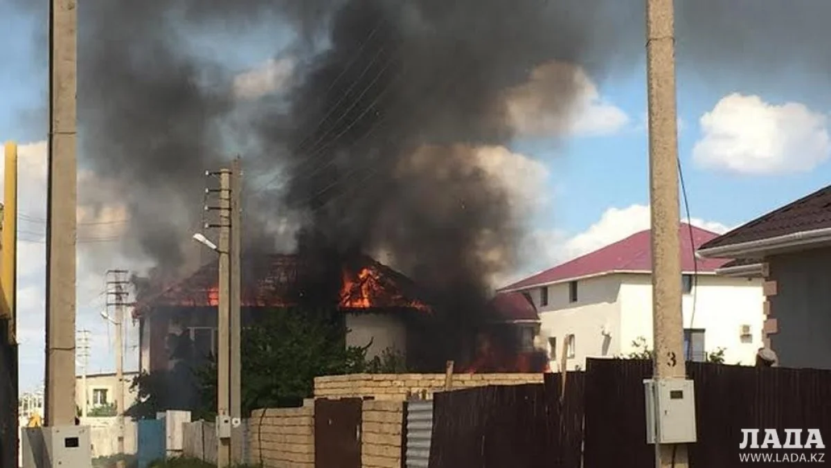 Пожар в поселке Приозерный. Фото очевидцев происшествия||news_pic_more|<!--TBegin--><a href="https://img.lada.kz/2016-05/1462800241_img-20160509-wa0006.jpg" onclick="return hs.expand(this)" ><img src="https://img.lada.kz/2016-05/thumbs/1462800241_img-20160509-wa0006.jpg" alt='В результате пожара в поселке Приморский сгорели второй этаж и крыша жилого дома' title='В результате пожара в поселке Приморский сгорели второй этаж и крыша жилого дома'  /></a><!--TEnd--><br /><!--TBegin--><a href="https://img.lada.kz/2016-05/1462800234_img-20160509-wa0014.jpg" onclick="return hs.expand(this)" ><img src="https://img.lada.kz/2016-05/thumbs/1462800234_img-20160509-wa0014.jpg" alt='В результате пожара в поселке Приморский сгорели второй этаж и крыша жилого дома' title='В результате пожара в поселке Приморский сгорели второй этаж и крыша жилого дома'  /></a><!--TEnd--><br /><!--TBegin--><a href="https://img.lada.kz/2016-05/1462800268_img-20160509-wa0015.jpg" onclick="return hs.expand(this)" ><img src="https://img.lada.kz/2016-05/thumbs/1462800268_img-20160509-wa0015.jpg" alt='В результате пожара в поселке Приморский сгорели второй этаж и крыша жилого дома' title='В результате пожара в поселке Приморский сгорели второй этаж и крыша жилого дома'  /></a><!--TEnd--><br /><!--TBegin--><a href="https://img.lada.kz/2016-05/1462800401_pozhar-primorskiy.jpg" onclick="return hs.expand(this)" ><img src="https://img.lada.kz/2016-05/thumbs/1462800401_pozhar-primorskiy.jpg" alt='В результате пожара в поселке Приморский сгорели второй этаж и крыша жилого дома' title='В результате пожара в поселке Приморский сгорели второй этаж и крыша жилого дома'  /></a><!--TEnd-->