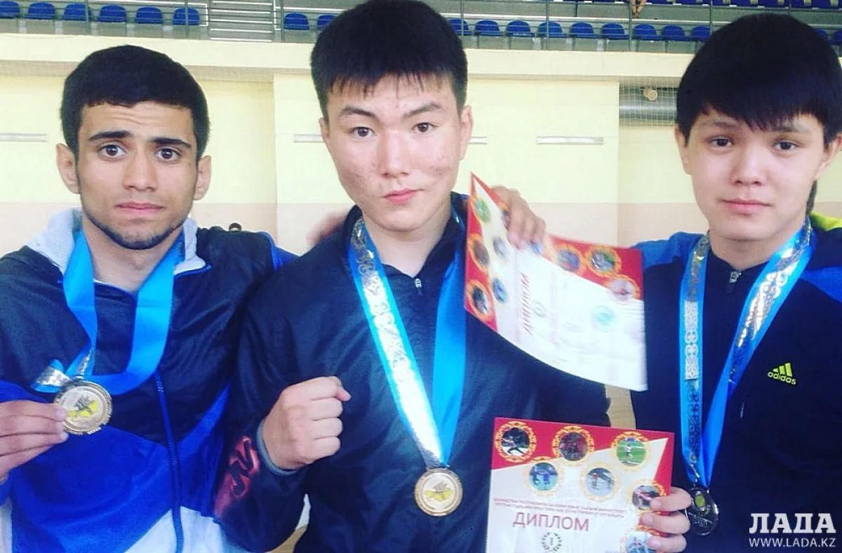 Победители Спартакиады Балладин Гулиев, Адилет Мунайтпасов и Аслан Куанышкалиев. Фото предоставлено участниками соревнований
