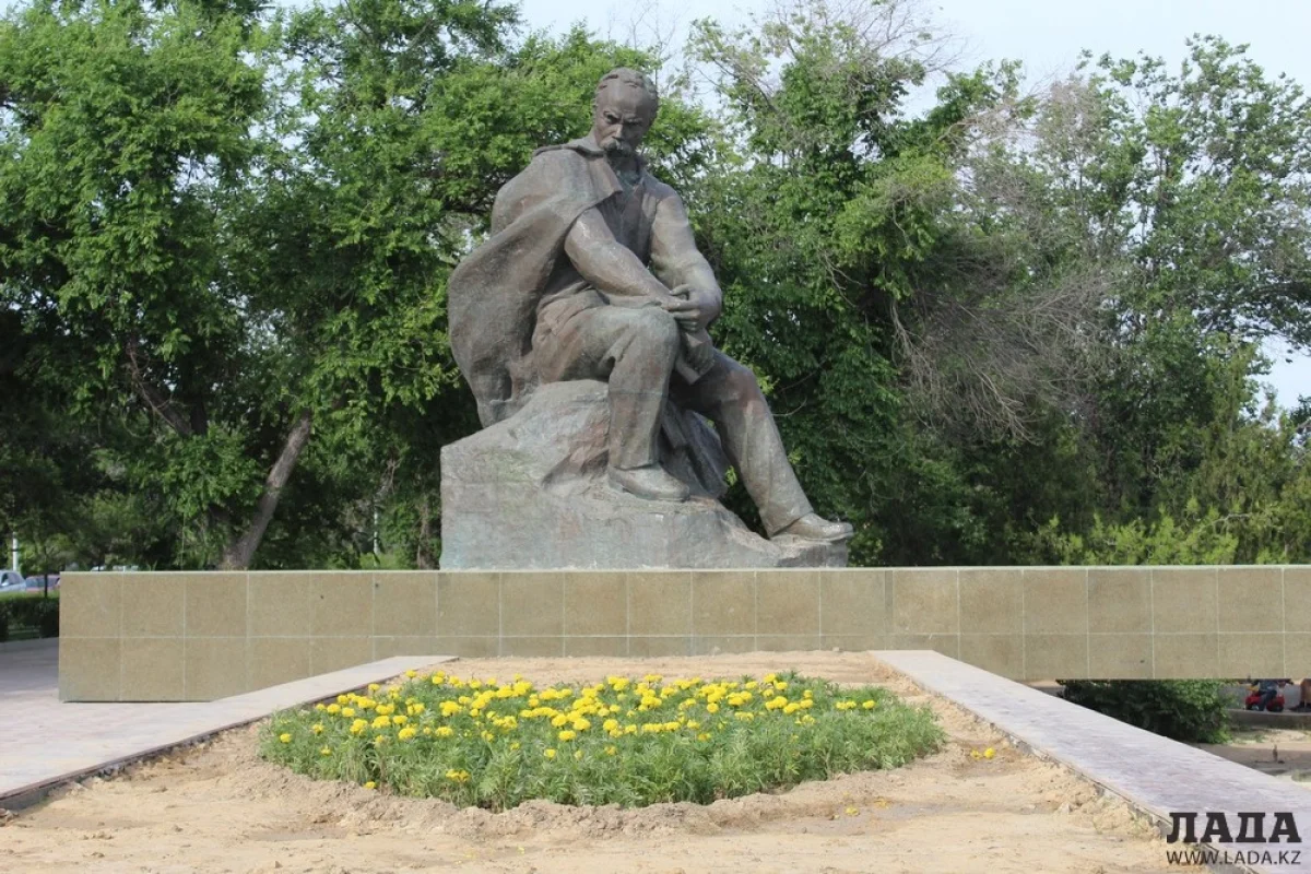 Фото автора||news_pic_more|<!--TBegin--><a href="https://img.lada.kz/2016-05/1464264639_1-mikrorayon.jpg" onclick="return hs.expand(this)" ><img src="https://img.lada.kz/2016-05/thumbs/1464264639_1-mikrorayon.jpg" alt='Абай Кожабаев: Уничтожение сухостоя и полив зеленых насаждений внутри микрорайонов Актау проводят по графику' title='Абай Кожабаев: Уничтожение сухостоя и полив зеленых насаждений внутри микрорайонов Актау проводят по графику'  /></a><!--TEnd--><br /><!--TBegin--><a href="https://img.lada.kz/2016-05/1464264605_2-mikrorayon.jpg" onclick="return hs.expand(this)" ><img src="https://img.lada.kz/2016-05/thumbs/1464264605_2-mikrorayon.jpg" alt='Абай Кожабаев: Уничтожение сухостоя и полив зеленых насаждений внутри микрорайонов Актау проводят по графику' title='Абай Кожабаев: Уничтожение сухостоя и полив зеленых насаждений внутри микрорайонов Актау проводят по графику'  /></a><!--TEnd--><br /><!--TBegin--><a href="https://img.lada.kz/2016-05/1464264627_3a-mikrorayon.jpg" onclick="return hs.expand(this)" ><img src="https://img.lada.kz/2016-05/thumbs/1464264627_3a-mikrorayon.jpg" alt='Абай Кожабаев: Уничтожение сухостоя и полив зеленых насаждений внутри микрорайонов Актау проводят по графику' title='Абай Кожабаев: Уничтожение сухостоя и полив зеленых насаждений внутри микрорайонов Актау проводят по графику'  /></a><!--TEnd--><br /><!--TBegin--><a href="https://img.lada.kz/2016-05/1464264555_3b-mikrorayon.jpg" onclick="return hs.expand(this)" ><img src="https://img.lada.kz/2016-05/thumbs/1464264555_3b-mikrorayon.jpg" alt='Абай Кожабаев: Уничтожение сухостоя и полив зеленых насаждений внутри микрорайонов Актау проводят по графику' title='Абай Кожабаев: Уничтожение сухостоя и полив зеленых насаждений внутри микрорайонов Актау проводят по графику'  /></a><!--TEnd--><br /><!--TBegin--><a href="https://img.lada.kz/2016-05/1464264629_4-mikrorayon.jpg" onclick="return hs.expand(this)" ><img src="https://img.lada.kz/2016-05/thumbs/1464264629_4-mikrorayon.jpg" alt='Абай Кожабаев: Уничтожение сухостоя и полив зеленых насаждений внутри микрорайонов Актау проводят по графику' title='Абай Кожабаев: Уничтожение сухостоя и полив зеленых насаждений внутри микрорайонов Актау проводят по графику'  /></a><!--TEnd--><br /><!--TBegin--><a href="https://img.lada.kz/2016-05/1464264588_5-mikrorayon.jpg" onclick="return hs.expand(this)" ><img src="https://img.lada.kz/2016-05/thumbs/1464264588_5-mikrorayon.jpg" alt='Абай Кожабаев: Уничтожение сухостоя и полив зеленых насаждений внутри микрорайонов Актау проводят по графику' title='Абай Кожабаев: Уничтожение сухостоя и полив зеленых насаждений внутри микрорайонов Актау проводят по графику'  /></a><!--TEnd--><br /><!--TBegin--><a href="https://img.lada.kz/2016-05/1464264641_6-mikrorayon.jpg" onclick="return hs.expand(this)" ><img src="https://img.lada.kz/2016-05/thumbs/1464264641_6-mikrorayon.jpg" alt='Абай Кожабаев: Уничтожение сухостоя и полив зеленых насаждений внутри микрорайонов Актау проводят по графику' title='Абай Кожабаев: Уничтожение сухостоя и полив зеленых насаждений внутри микрорайонов Актау проводят по графику'  /></a><!--TEnd--><br /><!--TBegin--><a href="https://img.lada.kz/2016-05/1464264584_7-mikrorayon.jpg" onclick="return hs.expand(this)" ><img src="https://img.lada.kz/2016-05/thumbs/1464264584_7-mikrorayon.jpg" alt='Абай Кожабаев: Уничтожение сухостоя и полив зеленых насаждений внутри микрорайонов Актау проводят по графику' title='Абай Кожабаев: Уничтожение сухостоя и полив зеленых насаждений внутри микрорайонов Актау проводят по графику'  /></a><!--TEnd--><br /><!--TBegin--><a href="https://img.lada.kz/2016-05/1464264628_8-mikrorayon.jpg" onclick="return hs.expand(this)" ><img src="https://img.lada.kz/2016-05/thumbs/1464264628_8-mikrorayon.jpg" alt='Абай Кожабаев: Уничтожение сухостоя и полив зеленых насаждений внутри микрорайонов Актау проводят по графику' title='Абай Кожабаев: Уничтожение сухостоя и полив зеленых насаждений внутри микрорайонов Актау проводят по графику'  /></a><!--TEnd--><br /><!--TBegin--><a href="https://img.lada.kz/2016-05/1464264577_9-mikrorayon.jpg" onclick="return hs.expand(this)" ><img src="https://img.lada.kz/2016-05/thumbs/1464264577_9-mikrorayon.jpg" alt='Абай Кожабаев: Уничтожение сухостоя и полив зеленых насаждений внутри микрорайонов Актау проводят по графику' title='Абай Кожабаев: Уничтожение сухостоя и полив зеленых насаждений внутри микрорайонов Актау проводят по графику'  /></a><!--TEnd--><br /><!--TBegin--><a href="https://img.lada.kz/2016-05/1464264654_12-mikrorayon.jpg" onclick="return hs.expand(this)" ><img src="https://img.lada.kz/2016-05/thumbs/1464264654_12-mikrorayon.jpg" alt='Абай Кожабаев: Уничтожение сухостоя и полив зеленых насаждений внутри микрорайонов Актау проводят по графику' title='Абай Кожабаев: Уничтожение сухостоя и полив зеленых насаждений внутри микрорайонов Актау проводят по графику'  /></a><!--TEnd--><br /><!--TBegin--><a href="https://img.lada.kz/2016-05/1464264580_13-mikrorayon.jpg" onclick="return hs.expand(this)" ><img src="https://img.lada.kz/2016-05/thumbs/1464264580_13-mikrorayon.jpg" alt='Абай Кожабаев: Уничтожение сухостоя и полив зеленых насаждений внутри микрорайонов Актау проводят по графику' title='Абай Кожабаев: Уничтожение сухостоя и полив зеленых насаждений внутри микрорайонов Актау проводят по графику'  /></a><!--TEnd--><br /><!--TBegin--><a href="https://img.lada.kz/2016-05/1464264588_14-mikrorayon.jpg" onclick="return hs.expand(this)" ><img src="https://img.lada.kz/2016-05/thumbs/1464264588_14-mikrorayon.jpg" alt='Абай Кожабаев: Уничтожение сухостоя и полив зеленых насаждений внутри микрорайонов Актау проводят по графику' title='Абай Кожабаев: Уничтожение сухостоя и полив зеленых насаждений внутри микрорайонов Актау проводят по графику'  /></a><!--TEnd--><br /><!--TBegin--><a href="https://img.lada.kz/2016-05/1464264576_26-mikrorayon.jpg" onclick="return hs.expand(this)" ><img src="https://img.lada.kz/2016-05/thumbs/1464264576_26-mikrorayon.jpg" alt='Абай Кожабаев: Уничтожение сухостоя и полив зеленых насаждений внутри микрорайонов Актау проводят по графику' title='Абай Кожабаев: Уничтожение сухостоя и полив зеленых насаждений внутри микрорайонов Актау проводят по графику'  /></a><!--TEnd--><br /><!--TBegin--><a href="https://img.lada.kz/2016-05/1464264571_28-mikrorayon.jpg" onclick="return hs.expand(this)" ><img src="https://img.lada.kz/2016-05/thumbs/1464264571_28-mikrorayon.jpg" alt='Абай Кожабаев: Уничтожение сухостоя и полив зеленых насаждений внутри микрорайонов Актау проводят по графику' title='Абай Кожабаев: Уничтожение сухостоя и полив зеленых насаждений внутри микрорайонов Актау проводят по графику'  /></a><!--TEnd-->