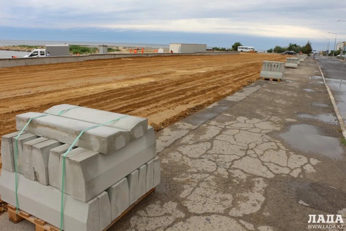 Набережная 7 микрорайона. Фото Кадырбека Айдарулы||news_pic_more|<!--TBegin--><a href="https://img.lada.kz/2016-06/1465557970_img_1023.jpg" onclick="return hs.expand(this)" ><img align="left" src="https://img.lada.kz/2016-06/thumbs/1465557970_img_1023.jpg" alt='Уркен Бисакаев: Работы по благоустройству набережной между 7 и 14 микрорайонами Актау планируем завершить в середине июля' title='Уркен Бисакаев: Работы по благоустройству набережной между 7 и 14 микрорайонами Актау планируем завершить в середине июля'  /></a><!--TEnd--><br /><!--TBegin--><a href="https://img.lada.kz/2016-06/1465558039_img_1031.jpg" onclick="return hs.expand(this)" ><img align="left" src="https://img.lada.kz/2016-06/thumbs/1465558039_img_1031.jpg" alt='Уркен Бисакаев: Работы по благоустройству набережной между 7 и 14 микрорайонами Актау планируем завершить в середине июля' title='Уркен Бисакаев: Работы по благоустройству набережной между 7 и 14 микрорайонами Актау планируем завершить в середине июля'  /></a><!--TEnd--><br /><!--TBegin--><a href="https://img.lada.kz/2016-06/1465558008_img_1032.jpg" onclick="return hs.expand(this)" ><img align="left" src="https://img.lada.kz/2016-06/thumbs/1465558008_img_1032.jpg" alt='Уркен Бисакаев: Работы по благоустройству набережной между 7 и 14 микрорайонами Актау планируем завершить в середине июля' title='Уркен Бисакаев: Работы по благоустройству набережной между 7 и 14 микрорайонами Актау планируем завершить в середине июля'  /></a><!--TEnd--><br /><!--TBegin--><a href="https://img.lada.kz/2016-06/1465557981_img_1034.jpg" onclick="return hs.expand(this)" ><img align="left" src="https://img.lada.kz/2016-06/thumbs/1465557981_img_1034.jpg" alt='Уркен Бисакаев: Работы по благоустройству набережной между 7 и 14 микрорайонами Актау планируем завершить в середине июля' title='Уркен Бисакаев: Работы по благоустройству набережной между 7 и 14 микрорайонами Актау планируем завершить в середине июля'  /></a><!--TEnd--><br /><!--TBegin--><a href="https://img.lada.kz/2016-06/1465558050_img_1038.jpg" onclick="return hs.expand(this)" ><img align="left" src="https://img.lada.kz/2016-06/thumbs/1465558050_img_1038.jpg" alt='Уркен Бисакаев: Работы по благоустройству набережной между 7 и 14 микрорайонами Актау планируем завершить в середине июля' title='Уркен Бисакаев: Работы по благоустройству набережной между 7 и 14 микрорайонами Актау планируем завершить в середине июля'  /></a><!--TEnd--><br /><!--TBegin--><a href="https://img.lada.kz/2016-06/1465558038_img_1039.jpg" onclick="return hs.expand(this)" ><img align="left" src="https://img.lada.kz/2016-06/thumbs/1465558038_img_1039.jpg" alt='Уркен Бисакаев: Работы по благоустройству набережной между 7 и 14 микрорайонами Актау планируем завершить в середине июля' title='Уркен Бисакаев: Работы по благоустройству набережной между 7 и 14 микрорайонами Актау планируем завершить в середине июля'  /></a><!--TEnd-->