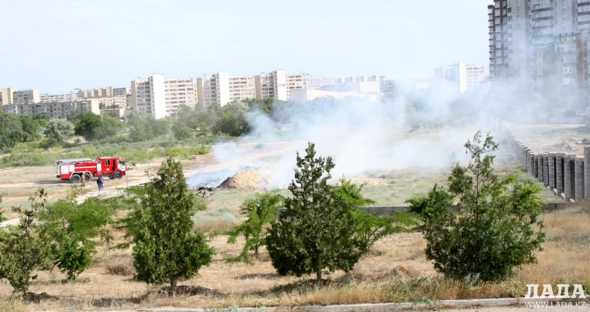 Возгорание в Ботаническом саду||news_pic_more|<!--TBegin--><a href="https://img.lada.kz/2016-06/1465649817_4x4x8008.jpg" onclick="return hs.expand(this)" ><img align="left" src="https://img.lada.kz/2016-06/thumbs/1465649817_4x4x8008.jpg" alt='В Ботаническом саду Актау загорелся мусор' title='В Ботаническом саду Актау загорелся мусор'  /></a><!--TEnd--><br /><!--TBegin--><a href="https://img.lada.kz/2016-06/1465649819_4x4x8012.jpg" onclick="return hs.expand(this)" ><img align="left" src="https://img.lada.kz/2016-06/thumbs/1465649819_4x4x8012.jpg" alt='В Ботаническом саду Актау загорелся мусор' title='В Ботаническом саду Актау загорелся мусор'  /></a><!--TEnd--><br /><!--TBegin--><a href="https://img.lada.kz/2016-06/1465649860_4x4x8013.jpg" onclick="return hs.expand(this)" ><img align="left" src="https://img.lada.kz/2016-06/thumbs/1465649860_4x4x8013.jpg" alt='В Ботаническом саду Актау загорелся мусор' title='В Ботаническом саду Актау загорелся мусор'  /></a><!--TEnd--><br /><!--TBegin--><a href="https://img.lada.kz/2016-06/1465649826_4x4x8018.jpg" onclick="return hs.expand(this)" ><img align="left" src="https://img.lada.kz/2016-06/thumbs/1465649826_4x4x8018.jpg" alt='В Ботаническом саду Актау загорелся мусор' title='В Ботаническом саду Актау загорелся мусор'  /></a><!--TEnd-->