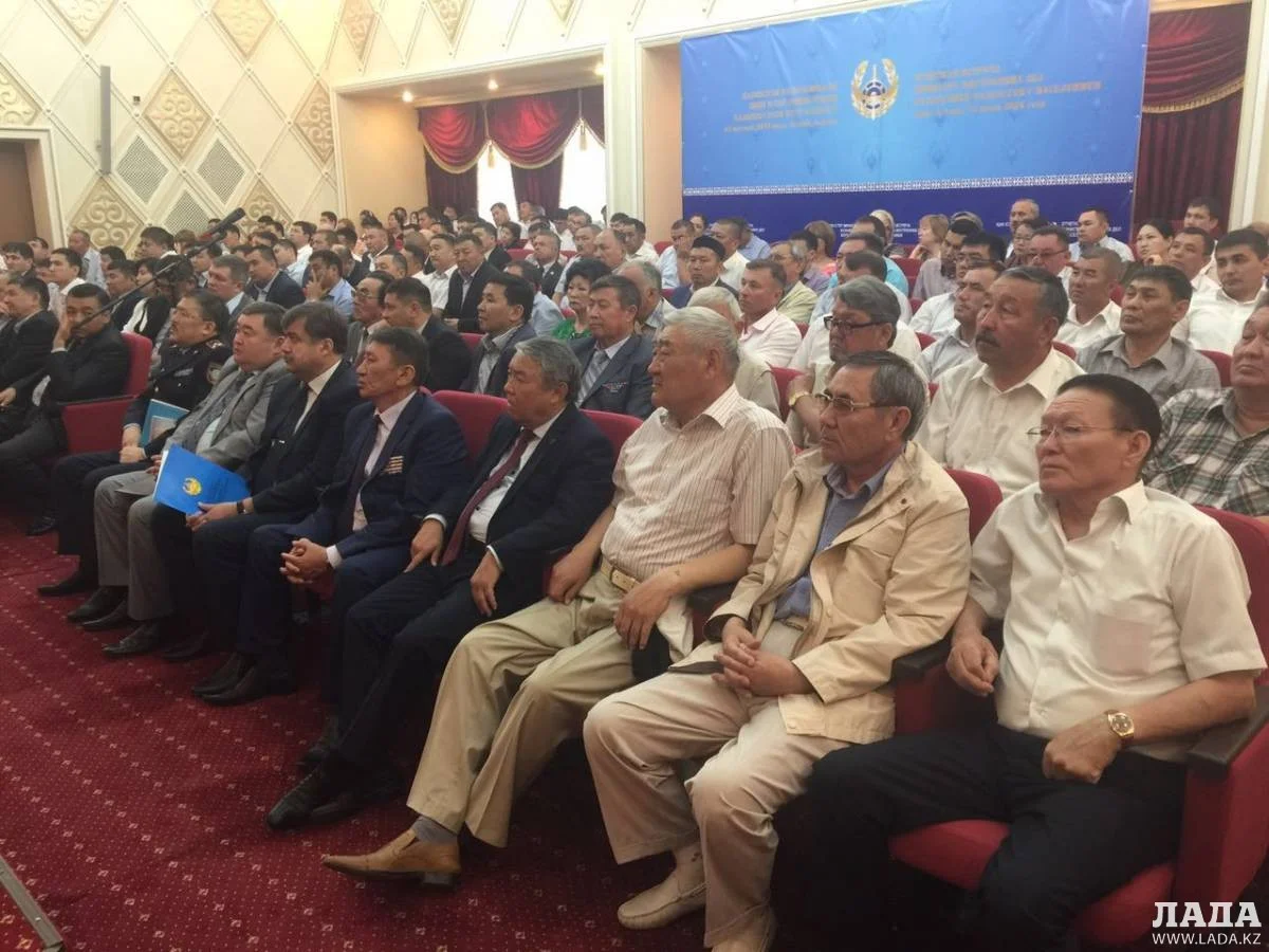 Фото Рашида Исмагилова||news_pic_more|<!--TBegin--><a href="https://img.lada.kz/2016-06/1465882668_2540402a-a384-460d-addd-75bca23fe444.jpg" onclick="return hs.expand(this)" ><img align="left" src="https://img.lada.kz/2016-06/thumbs/1465882668_2540402a-a384-460d-addd-75bca23fe444.jpg" alt='В Актау проходит отчетная встреча министра внутренних дел РК с населением' title='В Актау проходит отчетная встреча министра внутренних дел РК с населением'  /></a><!--TEnd--><br /><!--TBegin--><a href="https://img.lada.kz/2016-06/1465882709_b882814a-fcdc-4dd8-9e34-fc0c612cfef9.jpg" onclick="return hs.expand(this)" ><img align="left" src="https://img.lada.kz/2016-06/thumbs/1465882709_b882814a-fcdc-4dd8-9e34-fc0c612cfef9.jpg" alt='В Актау проходит отчетная встреча министра внутренних дел РК с населением' title='В Актау проходит отчетная встреча министра внутренних дел РК с населением'  /></a><!--TEnd--><br /><!--TBegin--><a href="https://img.lada.kz/2016-06/1465882658_dd91f39b-3c8f-421e-a59d-7d00336b949c.jpg" onclick="return hs.expand(this)" ><img align="left" src="https://img.lada.kz/2016-06/thumbs/1465882658_dd91f39b-3c8f-421e-a59d-7d00336b949c.jpg" alt='В Актау проходит отчетная встреча министра внутренних дел РК с населением' title='В Актау проходит отчетная встреча министра внутренних дел РК с населением'  /></a><!--TEnd--><br /><!--TBegin--><a href="https://img.lada.kz/2016-06/1465882673_f95f4807-bcd6-40e7-bc0f-184af9c39950.jpg" onclick="return hs.expand(this)" ><img align="left" src="https://img.lada.kz/2016-06/thumbs/1465882673_f95f4807-bcd6-40e7-bc0f-184af9c39950.jpg" alt='В Актау проходит отчетная встреча министра внутренних дел РК с населением' title='В Актау проходит отчетная встреча министра внутренних дел РК с населением'  /></a><!--TEnd-->