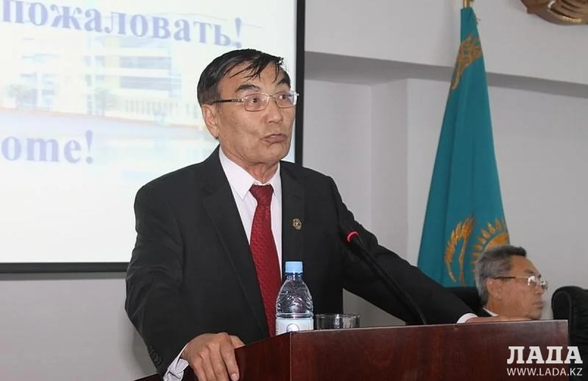 Омирзак Озганбаев. Фото из архива «Лады»