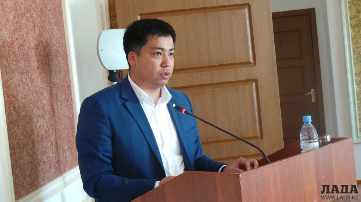 Олжас Каржауов