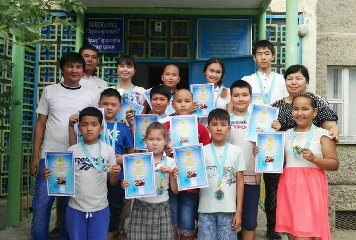 Победители городского чемпионата по  тогыз кумалак. Фото предосталено участниками соревнований