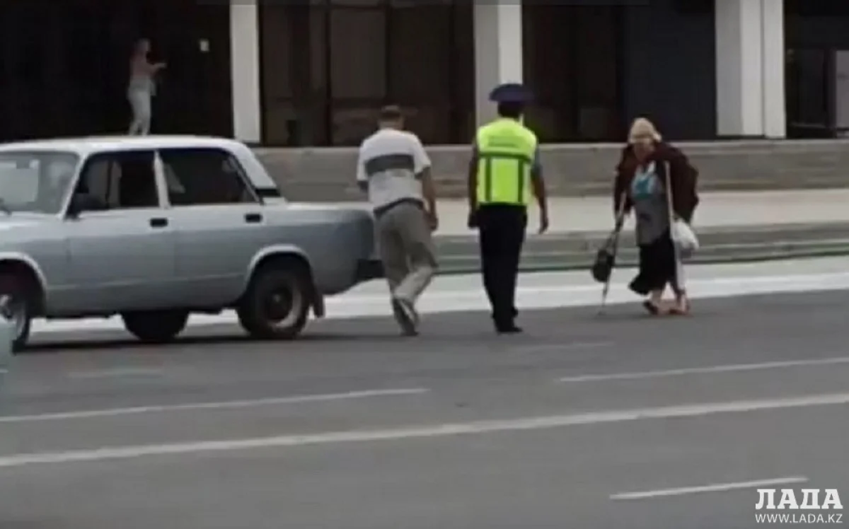 Кадр из видео