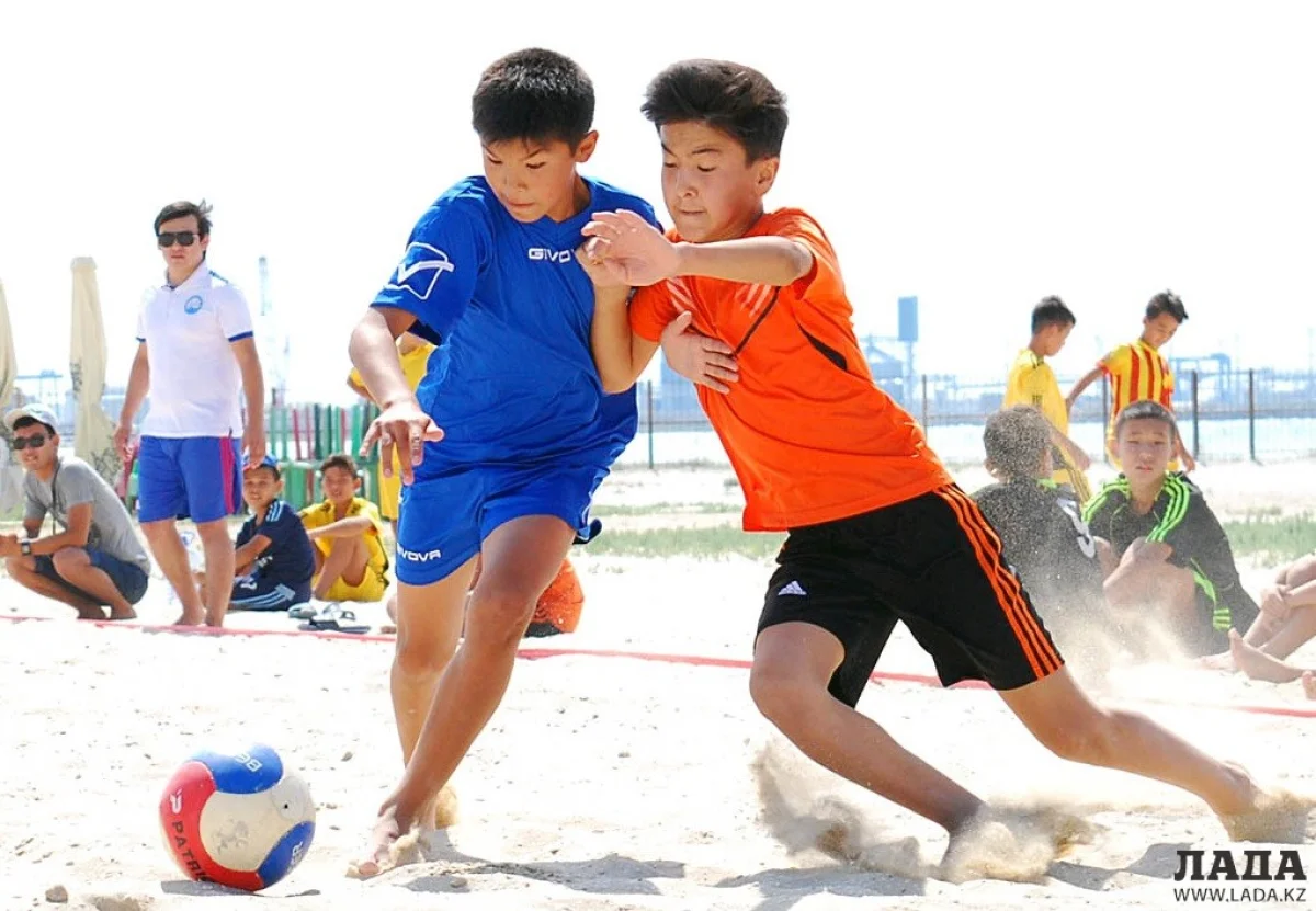Фото предоставлены пресс-службой ОФ &quot;Развитие футбола Казахстана&quot;||news_pic_more|<!--TBegin--><a href="https://img.lada.kz/2016-07/1469613821_1-1.jpg" onclick="return hs.expand(this)" ><img align="left" src="https://img.lada.kz/2016-07/thumbs/1469613821_1-1.jpg" alt='В Актау завершился III-й чемпионат города по пляжному футболу среди детей' title='В Актау завершился III-й чемпионат города по пляжному футболу среди детей'  /></a><!--TEnd--><br /><!--TBegin--><a href="https://img.lada.kz/2016-07/1469613802_2-1.jpg" onclick="return hs.expand(this)" ><img align="left" src="https://img.lada.kz/2016-07/thumbs/1469613802_2-1.jpg" alt='В Актау завершился III-й чемпионат города по пляжному футболу среди детей' title='В Актау завершился III-й чемпионат города по пляжному футболу среди детей'  /></a><!--TEnd--><br /><!--TBegin--><a href="https://img.lada.kz/2016-07/1469613842_2-007.jpg" onclick="return hs.expand(this)" ><img align="left" src="https://img.lada.kz/2016-07/thumbs/1469613842_2-007.jpg" alt='В Актау завершился III-й чемпионат города по пляжному футболу среди детей' title='В Актау завершился III-й чемпионат города по пляжному футболу среди детей'  /></a><!--TEnd--><br /><!--TBegin--><a href="https://img.lada.kz/2016-07/1469613833_003-1.jpg" onclick="return hs.expand(this)" ><img align="left" src="https://img.lada.kz/2016-07/thumbs/1469613833_003-1.jpg" alt='В Актау завершился III-й чемпионат города по пляжному футболу среди детей' title='В Актау завершился III-й чемпионат города по пляжному футболу среди детей'  /></a><!--TEnd--><br /><!--TBegin--><a href="https://img.lada.kz/2016-07/1469613795_3.jpg" onclick="return hs.expand(this)" ><img align="left" src="https://img.lada.kz/2016-07/thumbs/1469613795_3.jpg" alt='В Актау завершился III-й чемпионат города по пляжному футболу среди детей' title='В Актау завершился III-й чемпионат города по пляжному футболу среди детей'  /></a><!--TEnd--><br /><!--TBegin--><a href="https://img.lada.kz/2016-07/1469613785_001-1.jpg" onclick="return hs.expand(this)" ><img align="left" src="https://img.lada.kz/2016-07/thumbs/1469613785_001-1.jpg" alt='В Актау завершился III-й чемпионат города по пляжному футболу среди детей' title='В Актау завершился III-й чемпионат города по пляжному футболу среди детей'  /></a><!--TEnd--><br /><br />