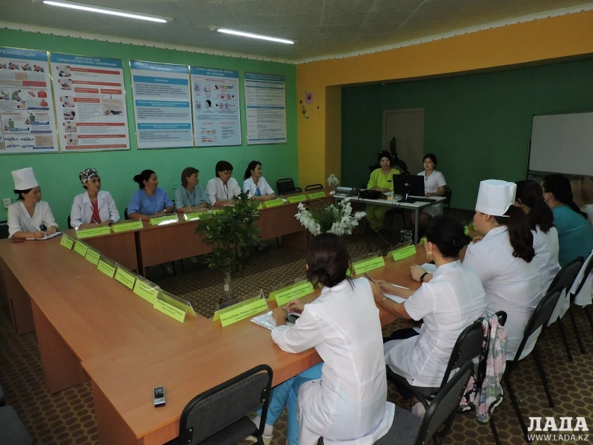 Учебный курс по работе с пациентами. Фото автора