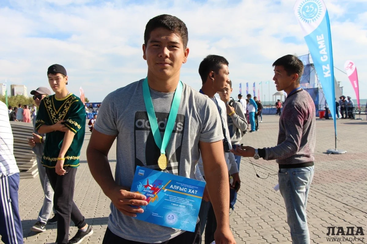 Айдос Халыкназаров. Фото автора||news_pic_more|<!--TBegin--><a href="https://img.lada.kz/2016-09/1474035502_4x4x0528.jpg" onclick="return hs.expand(this)" ><img align="left" src="https://img.lada.kz/2016-09/thumbs/1474035502_4x4x0528.jpg" alt='Айдос Халыкназаров стал победителем турнира по казакша-курес в рамках «Aktau Open Fest»' title='Айдос Халыкназаров стал победителем турнира по казакша-курес в рамках «Aktau Open Fest»'  /></a><!--TEnd--><br /><!--TBegin--><a href="https://img.lada.kz/2016-09/1474035450_4x4x0533.jpg" onclick="return hs.expand(this)" ><img align="left" src="https://img.lada.kz/2016-09/thumbs/1474035450_4x4x0533.jpg" alt='Айдос Халыкназаров стал победителем турнира по казакша-курес в рамках «Aktau Open Fest»' title='Айдос Халыкназаров стал победителем турнира по казакша-курес в рамках «Aktau Open Fest»'  /></a><!--TEnd--><br /><!--TBegin--><a href="https://img.lada.kz/2016-09/1474035455_4x4x0551.jpg" onclick="return hs.expand(this)" ><img align="left" src="https://img.lada.kz/2016-09/thumbs/1474035455_4x4x0551.jpg" alt='Айдос Халыкназаров стал победителем турнира по казакша-курес в рамках «Aktau Open Fest»' title='Айдос Халыкназаров стал победителем турнира по казакша-курес в рамках «Aktau Open Fest»'  /></a><!--TEnd--><br /><!--TBegin--><a href="https://img.lada.kz/2016-09/1474035507_4x4x0560.jpg" onclick="return hs.expand(this)" ><img align="left" src="https://img.lada.kz/2016-09/thumbs/1474035507_4x4x0560.jpg" alt='Айдос Халыкназаров стал победителем турнира по казакша-курес в рамках «Aktau Open Fest»' title='Айдос Халыкназаров стал победителем турнира по казакша-курес в рамках «Aktau Open Fest»'  /></a><!--TEnd--><br /><!--TBegin--><a href="https://img.lada.kz/2016-09/1474035475_4x4x0576.jpg" onclick="return hs.expand(this)" ><img align="left" src="https://img.lada.kz/2016-09/thumbs/1474035475_4x4x0576.jpg" alt='Айдос Халыкназаров стал победителем турнира по казакша-курес в рамках «Aktau Open Fest»' title='Айдос Халыкназаров стал победителем турнира по казакша-курес в рамках «Aktau Open Fest»'  /></a><!--TEnd--><br /><!--TBegin--><a href="https://img.lada.kz/2016-09/1474035509_img_0070-1.jpg" onclick="return hs.expand(this)" ><img align="left" src="https://img.lada.kz/2016-09/thumbs/1474035509_img_0070-1.jpg" alt='Айдос Халыкназаров стал победителем турнира по казакша-курес в рамках «Aktau Open Fest»' title='Айдос Халыкназаров стал победителем турнира по казакша-курес в рамках «Aktau Open Fest»'  /></a><!--TEnd--><br /><!--TBegin--><a href="https://img.lada.kz/2016-09/1474035543_glavnaya-1.jpg" onclick="return hs.expand(this)" ><img align="left" src="https://img.lada.kz/2016-09/thumbs/1474035543_glavnaya-1.jpg" alt='Айдос Халыкназаров стал победителем турнира по казакша-курес в рамках «Aktau Open Fest»' title='Айдос Халыкназаров стал победителем турнира по казакша-курес в рамках «Aktau Open Fest»'  /></a><!--TEnd--><br /><!--TBegin--><a href="https://img.lada.kz/2016-09/1474035507_glavnaya.jpg" onclick="return hs.expand(this)" ><img align="left" src="https://img.lada.kz/2016-09/thumbs/1474035507_glavnaya.jpg" alt='Айдос Халыкназаров стал победителем турнира по казакша-курес в рамках «Aktau Open Fest»' title='Айдос Халыкназаров стал победителем турнира по казакша-курес в рамках «Aktau Open Fest»'  /></a><!--TEnd-->