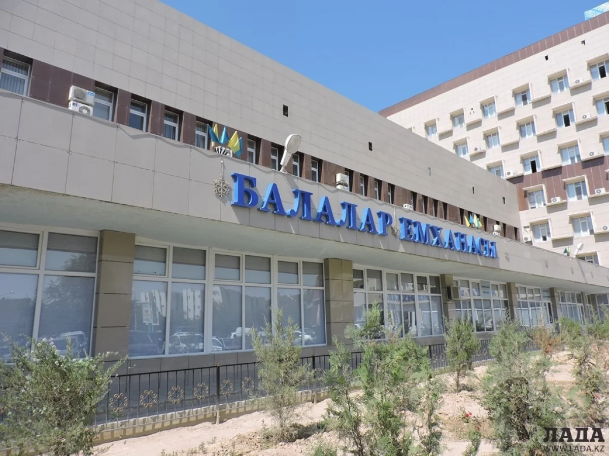 Актауская поликлиника №1. Фото автора