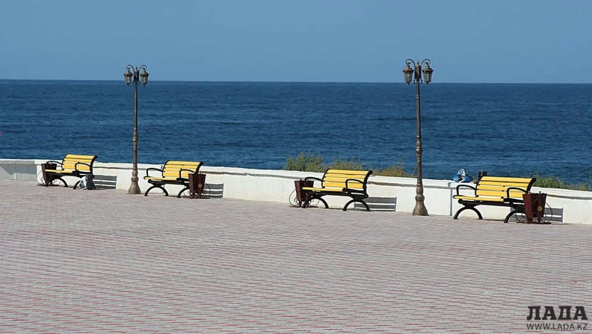 Набережная 7 микрорайона. Фото Рашида Исмагилова