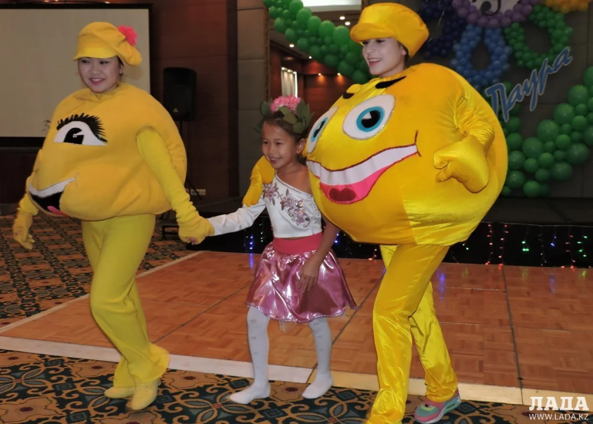 Свой номер представила Алина Мэлс (Мунайлинское отделение социального обслуживания на дому). Фото автора