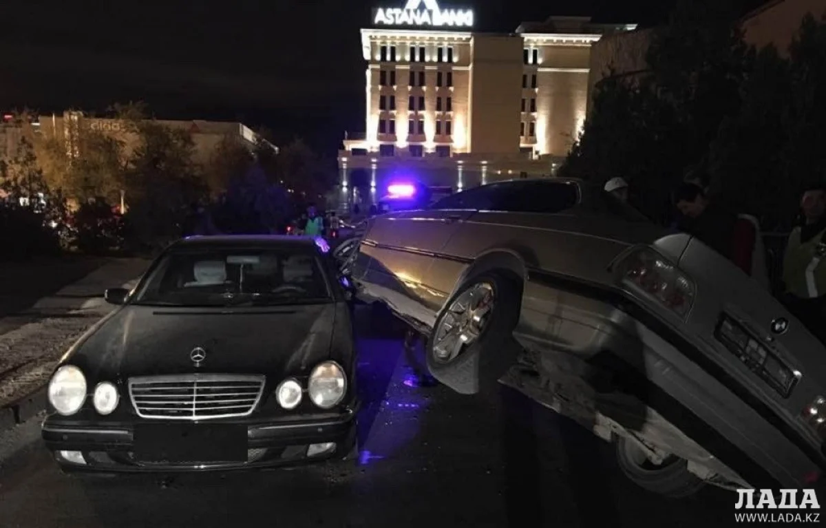 Авария в 5 микрорайоне Актау