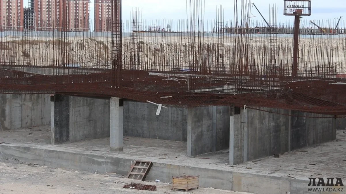 Дом, который должны были сдать в эксплуатацию в августе