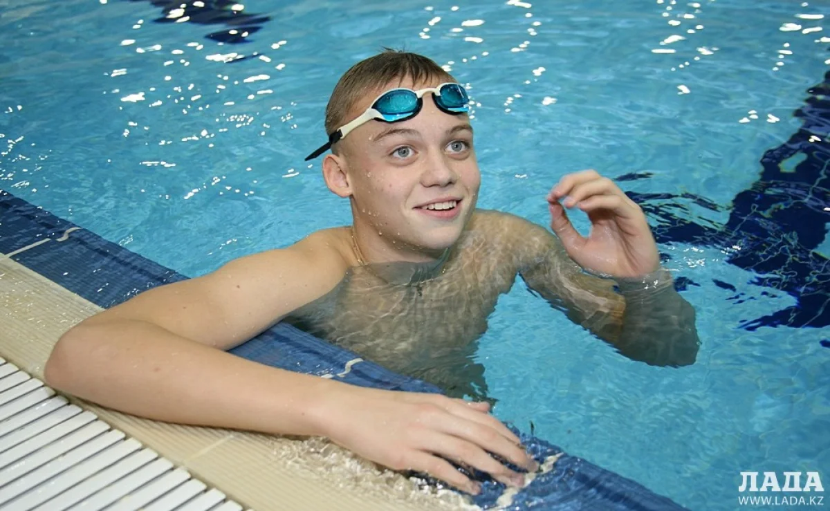 Андрей признан лучшим среди юниоров Казахстана в 2014, 2015 и 2016 годах