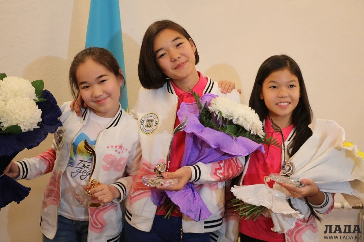 Трио "Каспий толкыны"