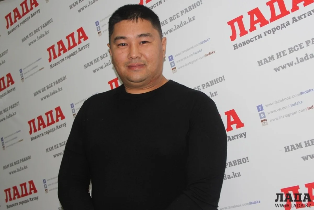 Автор находки Мукагали Ербозов. Фото Лианы Рязанцевой