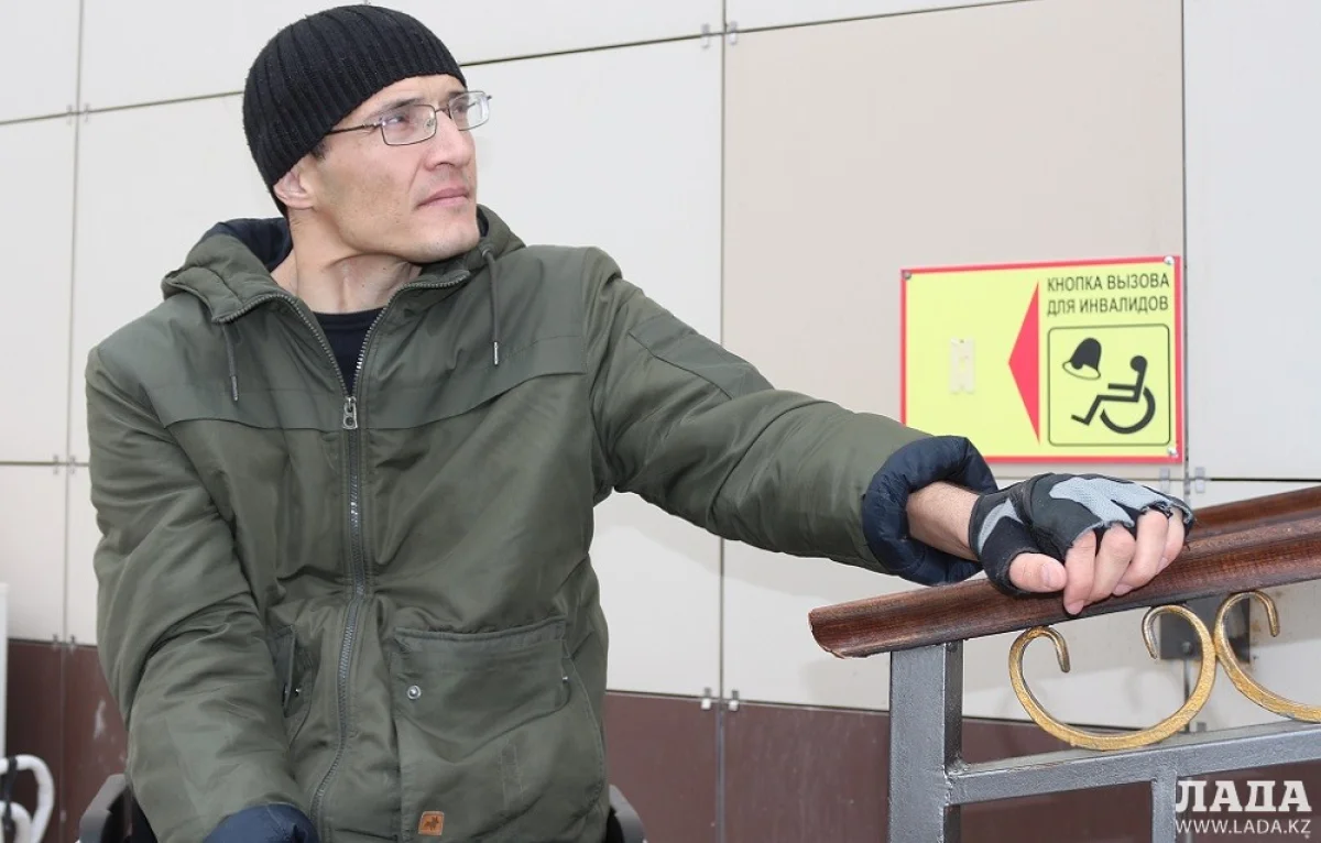 Руслан Гайбатов оценил качество новых пандусов