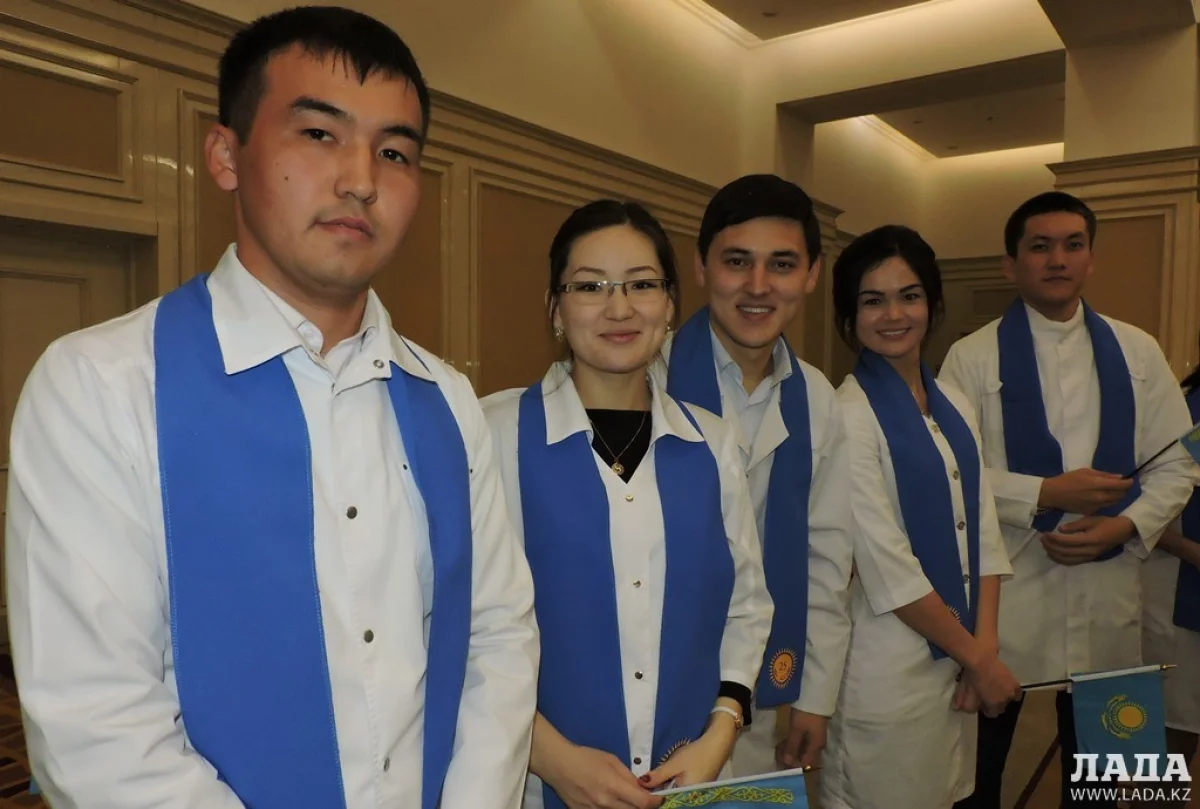 Молодые специалисты Мангистау. Фото автора