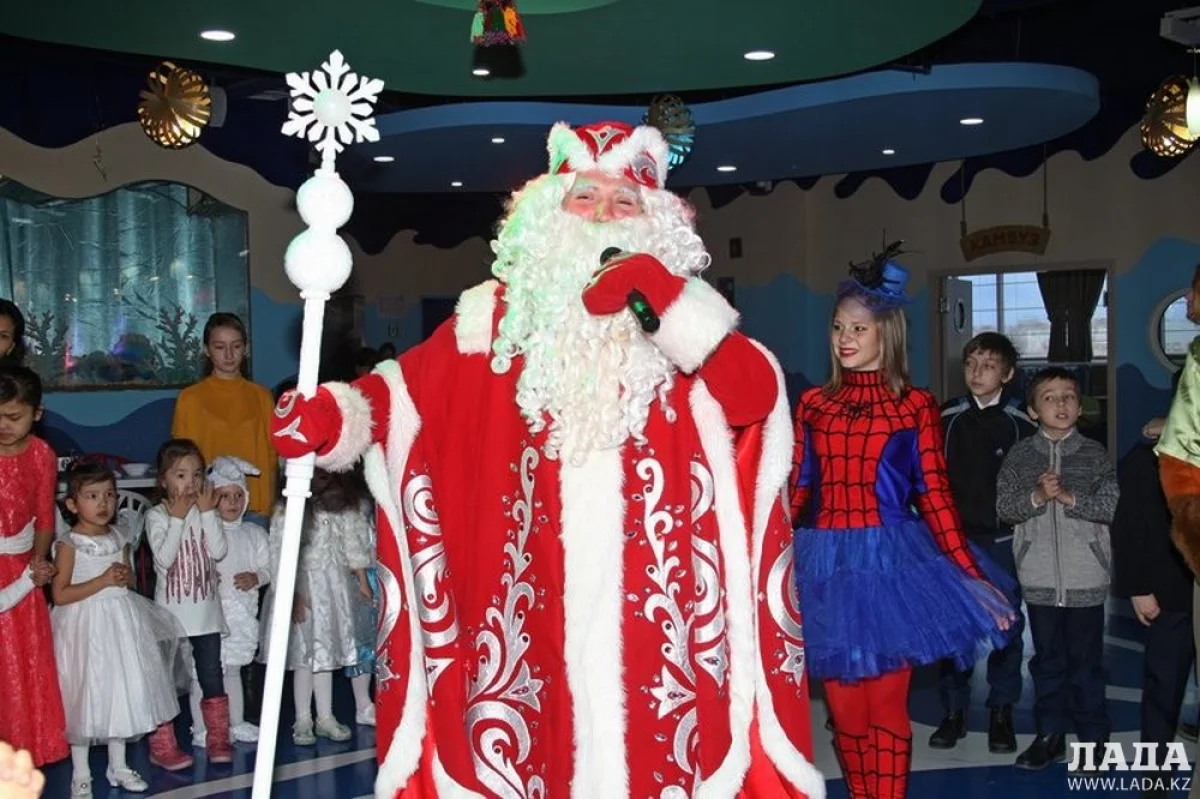 Новогоднее представление. Фото Ольги Ярославской