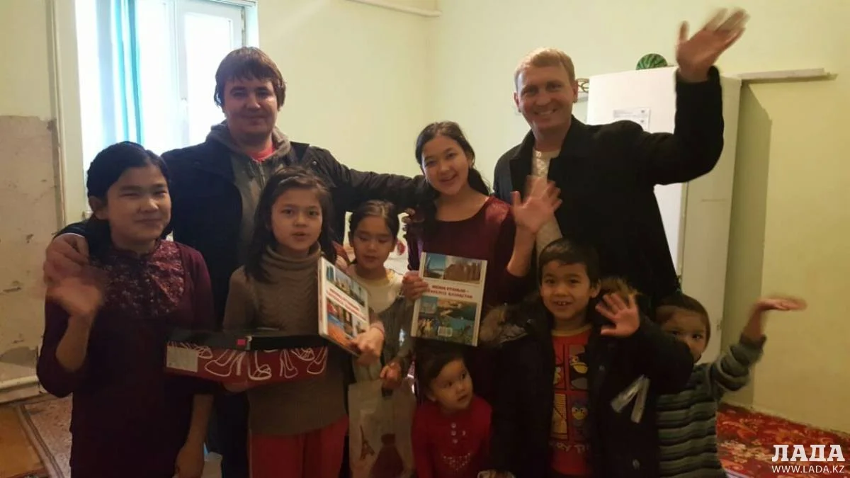 Фото Екатерины Олефиренко||news_pic_more|<!--TBegin--><a href="https://img.lada.kz/2016-12/1483173507_whatsapp-image-2016-12-31-at-14.18.56-2.jpeg" onclick="return hs.expand(this)" ><img align="left" src="https://img.lada.kz/2016-12/thumbs/1483173507_whatsapp-image-2016-12-31-at-14.18.56-2.jpeg" alt='Благотворительный фонд «Адал» поздравил детей из малоимущих семей Актау с Новым годом' title='Благотворительный фонд «Адал» поздравил детей из малоимущих семей Актау с Новым годом'  /></a><!--TEnd--><br /><!--TBegin--><a href="https://img.lada.kz/2016-12/1483173476_whatsapp-image-2016-12-31-at-14.18.56-1.jpeg" onclick="return hs.expand(this)" ><img align="left" src="https://img.lada.kz/2016-12/thumbs/1483173476_whatsapp-image-2016-12-31-at-14.18.56-1.jpeg" alt='Благотворительный фонд «Адал» поздравил детей из малоимущих семей Актау с Новым годом' title='Благотворительный фонд «Адал» поздравил детей из малоимущих семей Актау с Новым годом'  /></a><!--TEnd--><br /><!--TBegin--><a href="https://img.lada.kz/2016-12/1483173488_whatsapp-image-2016-12-31-at-14.18.57.jpeg" onclick="return hs.expand(this)" ><img align="left" src="https://img.lada.kz/2016-12/thumbs/1483173488_whatsapp-image-2016-12-31-at-14.18.57.jpeg" alt='Благотворительный фонд «Адал» поздравил детей из малоимущих семей Актау с Новым годом' title='Благотворительный фонд «Адал» поздравил детей из малоимущих семей Актау с Новым годом'  /></a><!--TEnd--><br /><!--TBegin--><a href="https://img.lada.kz/2016-12/1483173505_whatsapp-image-2016-12-31-at-14.18.55.jpeg" onclick="return hs.expand(this)" ><img align="left" src="https://img.lada.kz/2016-12/thumbs/1483173505_whatsapp-image-2016-12-31-at-14.18.55.jpeg" alt='Благотворительный фонд «Адал» поздравил детей из малоимущих семей Актау с Новым годом' title='Благотворительный фонд «Адал» поздравил детей из малоимущих семей Актау с Новым годом'  /></a><!--TEnd--><br /><!--TBegin--><a href="https://img.lada.kz/2016-12/1483173450_whatsapp-image-2016-12-31-at-14.18.56.jpeg" onclick="return hs.expand(this)" ><img align="left" src="https://img.lada.kz/2016-12/thumbs/1483173450_whatsapp-image-2016-12-31-at-14.18.56.jpeg" alt='Благотворительный фонд «Адал» поздравил детей из малоимущих семей Актау с Новым годом' title='Благотворительный фонд «Адал» поздравил детей из малоимущих семей Актау с Новым годом'  /></a><!--TEnd-->