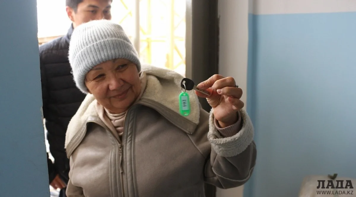 Вручение ключей дольщикам 36 дома в 12 микрорайоне