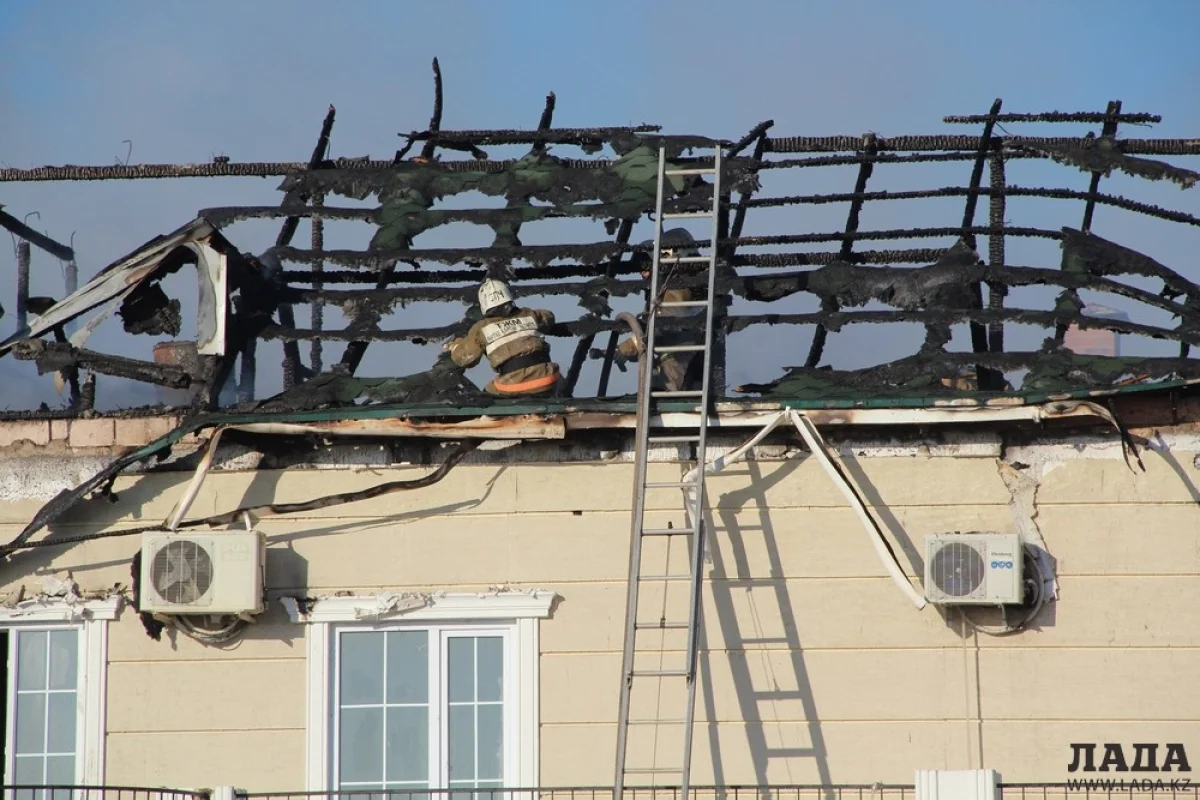Пожар в поселке Приморский. Фото автора