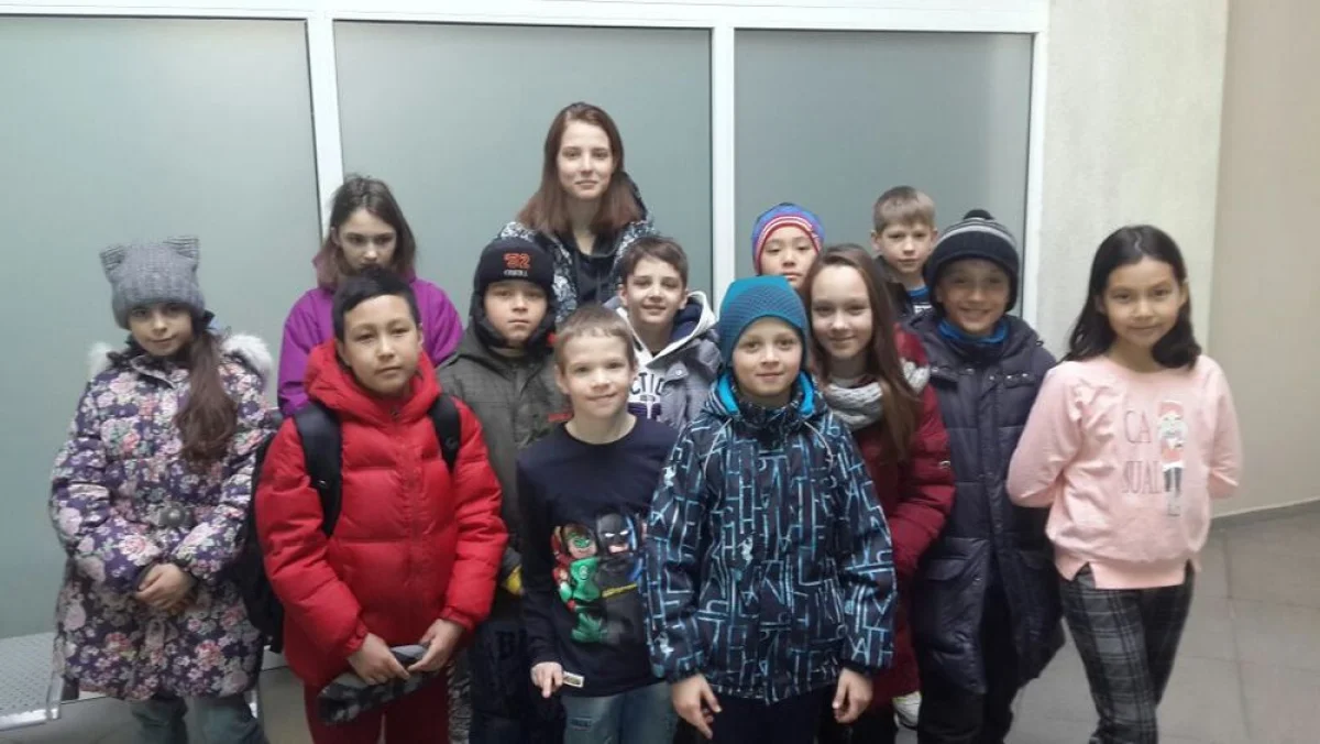 Юные актауские пловцы в Кокшетау. Фото предоставлено А.Кабаргиным