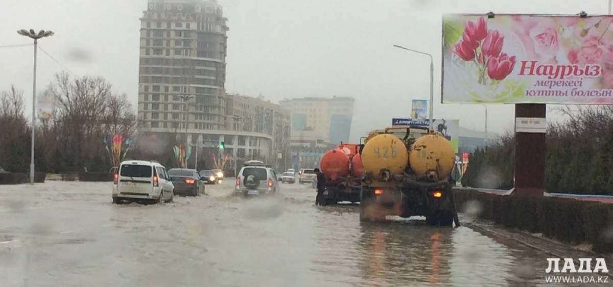 Откачка воды в Актау||news_pic_more|<!--TBegin--><a href="https://www.lada.kz/uploads/posts/2017-03/1490075231_6ca6cc3b-e2d9-4ae9-9dd1-7b41a36fc2c7.jpg" onclick="return hs.expand(this)" ><img align="left" src="https://www.lada.kz/uploads/posts/2017-03/thumbs/1490075231_6ca6cc3b-e2d9-4ae9-9dd1-7b41a36fc2c7.jpg" alt='Сергей Бермухамедов: В ближайшие два дня коммунальные службы Актау будут работать в усиленном режиме' title='Сергей Бермухамедов: В ближайшие два дня коммунальные службы Актау будут работать в усиленном режиме'  /></a><!--TEnd--><br /><!--TBegin--><a href="https://www.lada.kz/uploads/posts/2017-03/1490075289_7e93ce15-8b1d-4ca7-9b62-6c622194d9fe.jpg" onclick="return hs.expand(this)" ><img align="left" src="https://www.lada.kz/uploads/posts/2017-03/thumbs/1490075289_7e93ce15-8b1d-4ca7-9b62-6c622194d9fe.jpg" alt='Сергей Бермухамедов: В ближайшие два дня коммунальные службы Актау будут работать в усиленном режиме' title='Сергей Бермухамедов: В ближайшие два дня коммунальные службы Актау будут работать в усиленном режиме'  /></a><!--TEnd--><br /><!--TBegin--><a href="https://www.lada.kz/uploads/posts/2017-03/1490075259_17b3297d-70ab-4fda-8098-ce31801b14e7.jpg" onclick="return hs.expand(this)" ><img align="left" src="https://www.lada.kz/uploads/posts/2017-03/thumbs/1490075259_17b3297d-70ab-4fda-8098-ce31801b14e7.jpg" alt='Сергей Бермухамедов: В ближайшие два дня коммунальные службы Актау будут работать в усиленном режиме' title='Сергей Бермухамедов: В ближайшие два дня коммунальные службы Актау будут работать в усиленном режиме'  /></a><!--TEnd-->