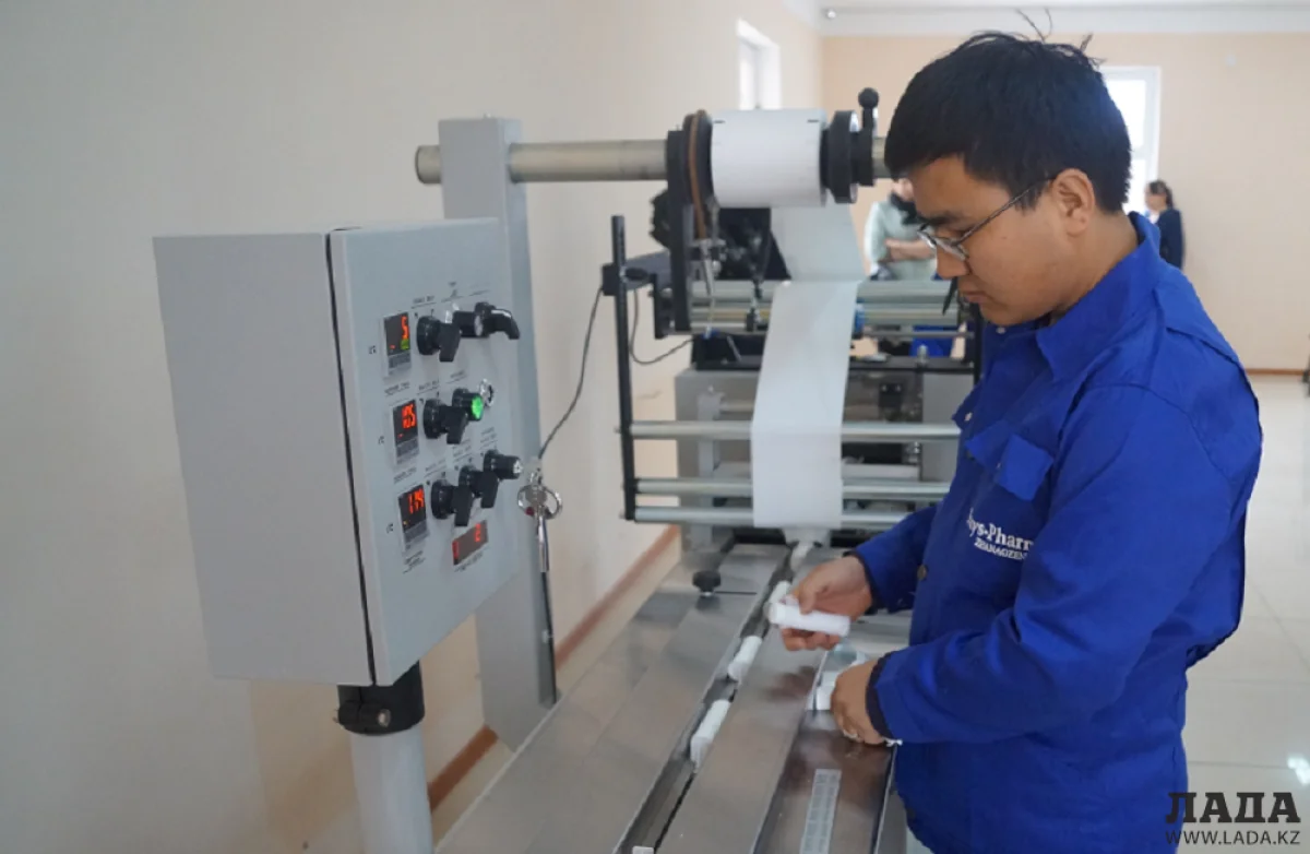 Цех по производству бинтов в Жанаозене. Фото предоставлено руководством цеха